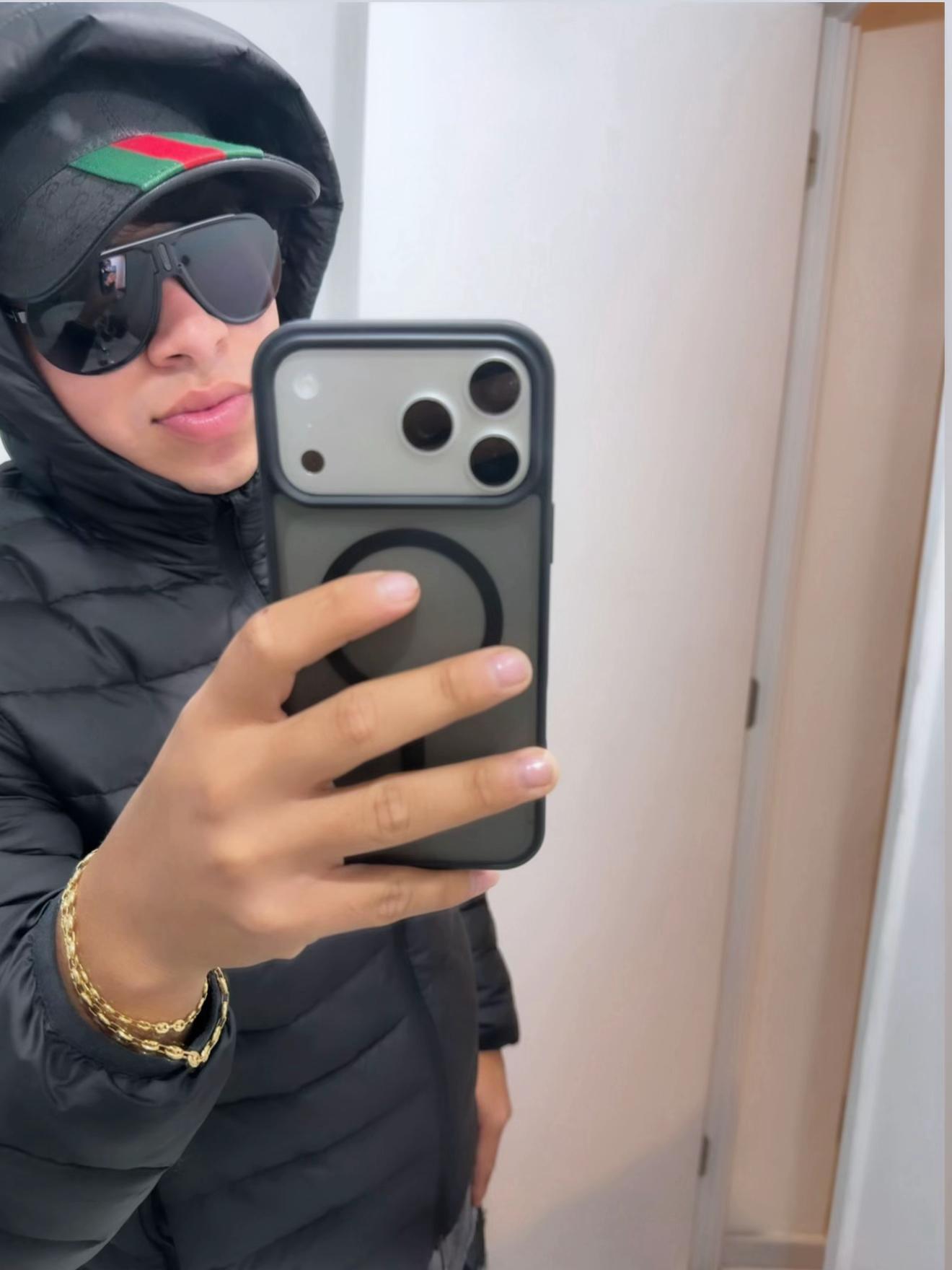 @Carlos_skrt