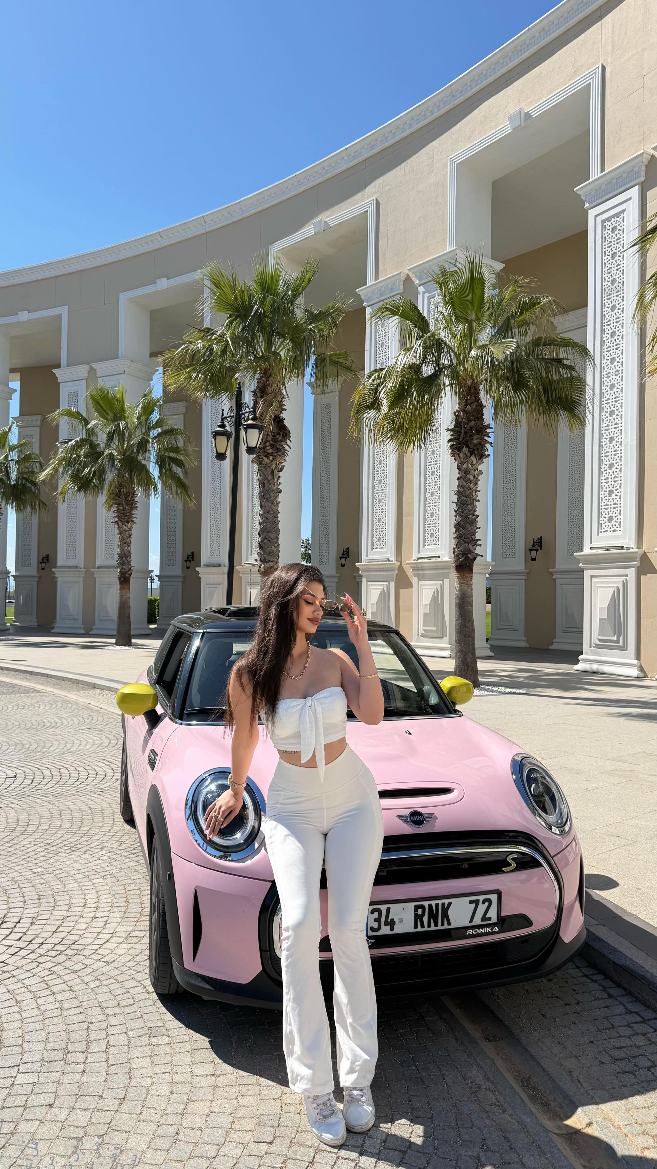 @ronika_veronikaa