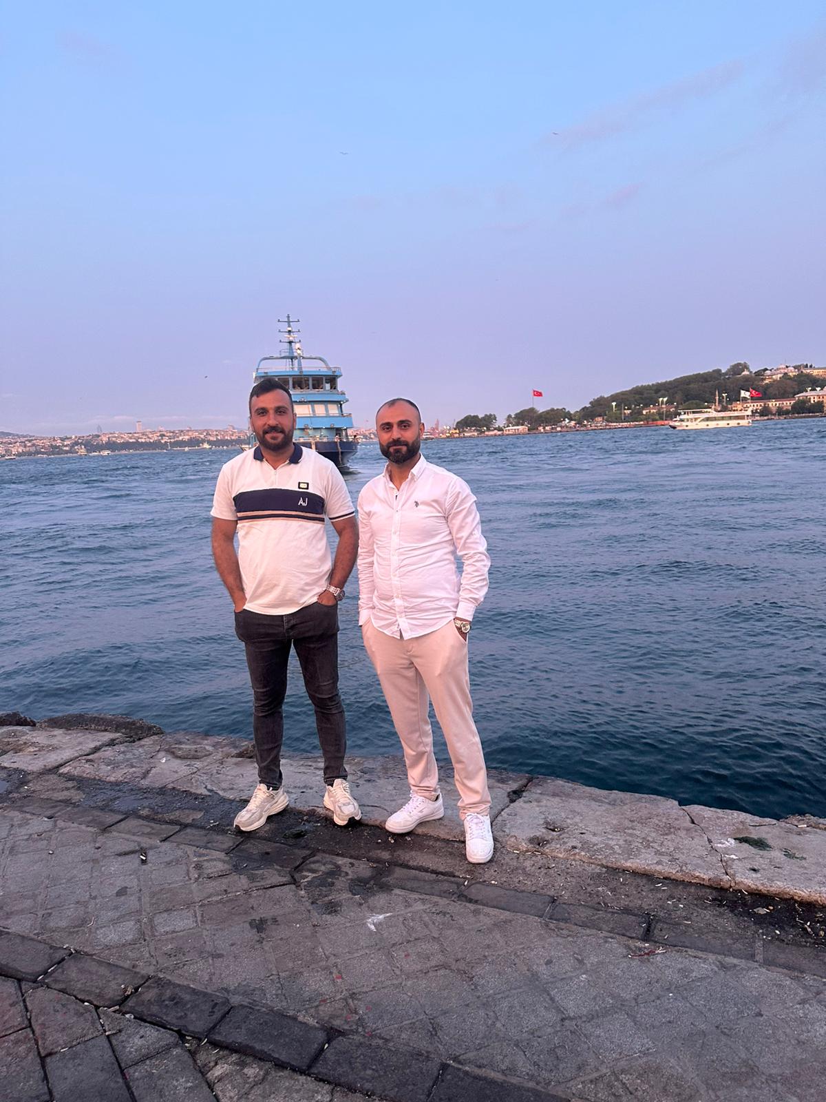 @Azat Ozkur