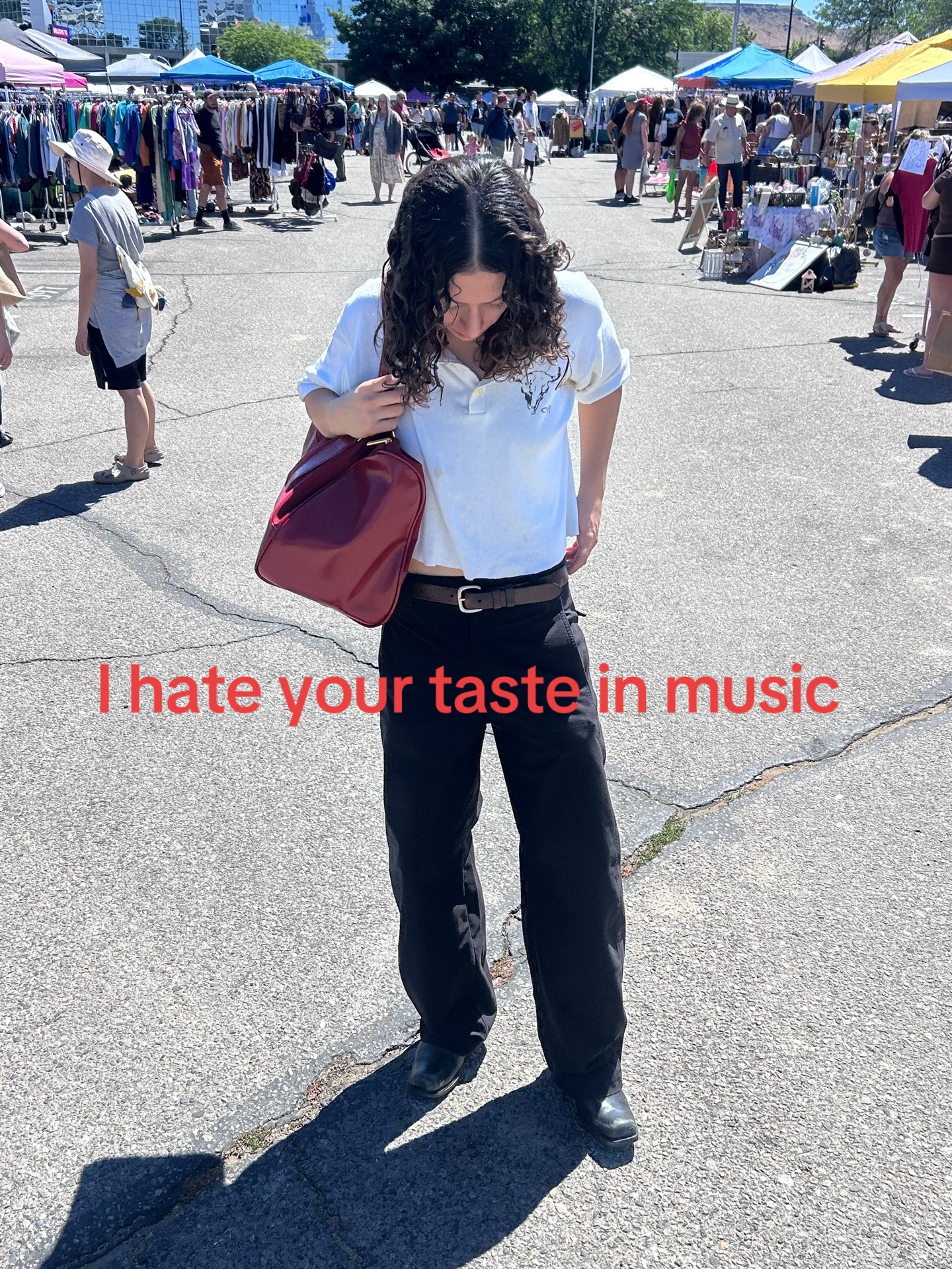 @Lyz
