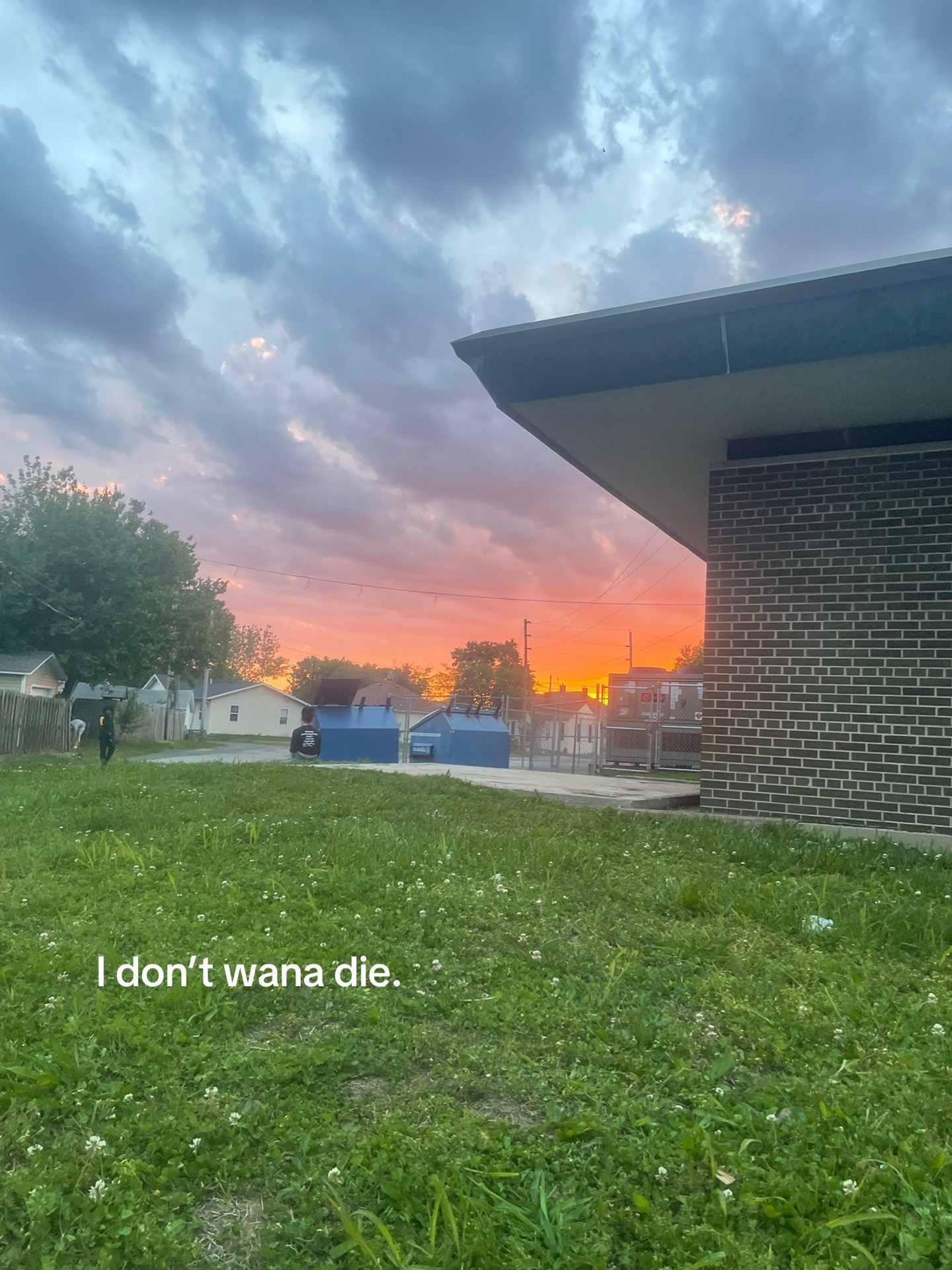 @️