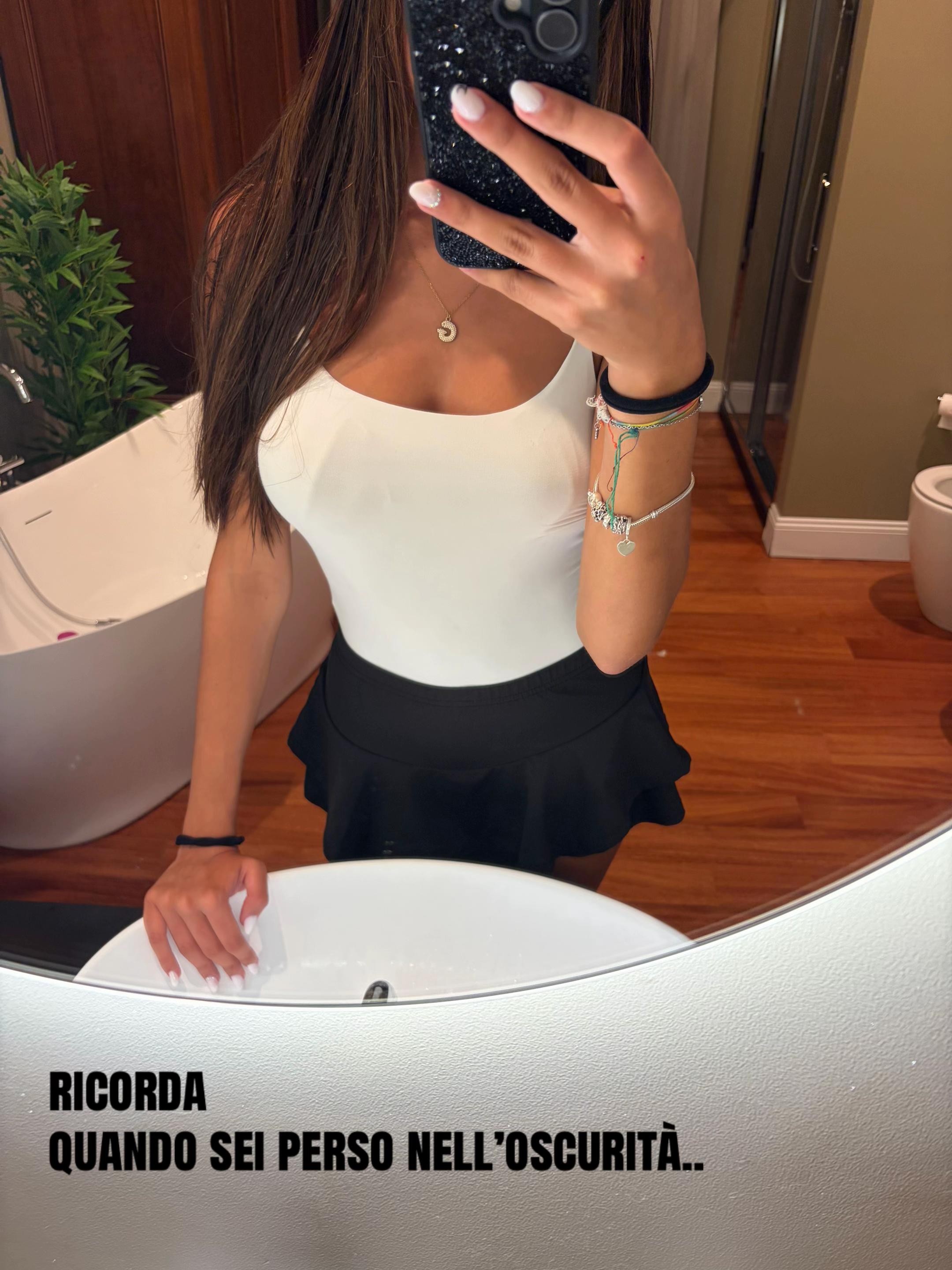 @👸🏻✨
