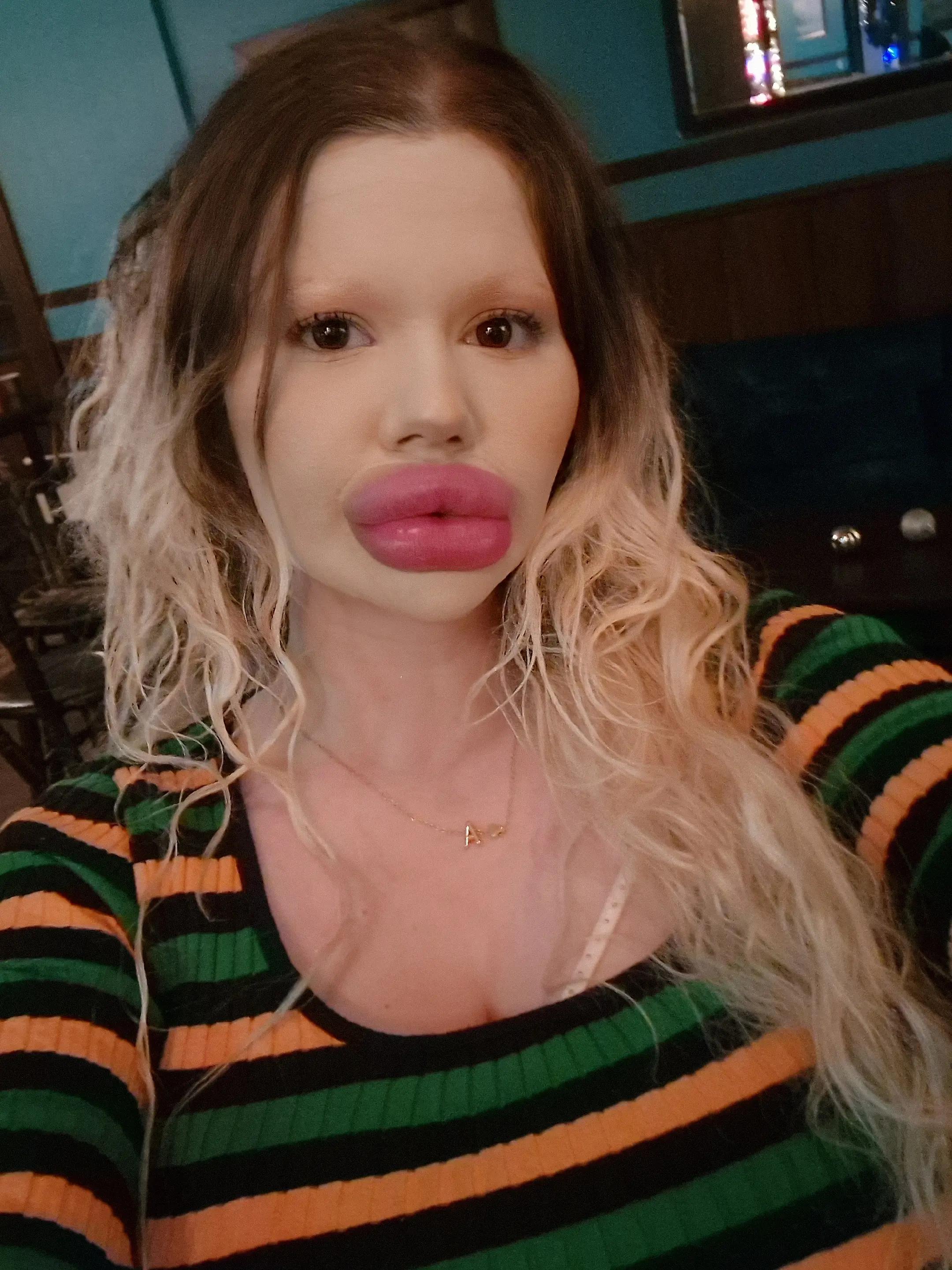 @ANDREA BGBARBIE