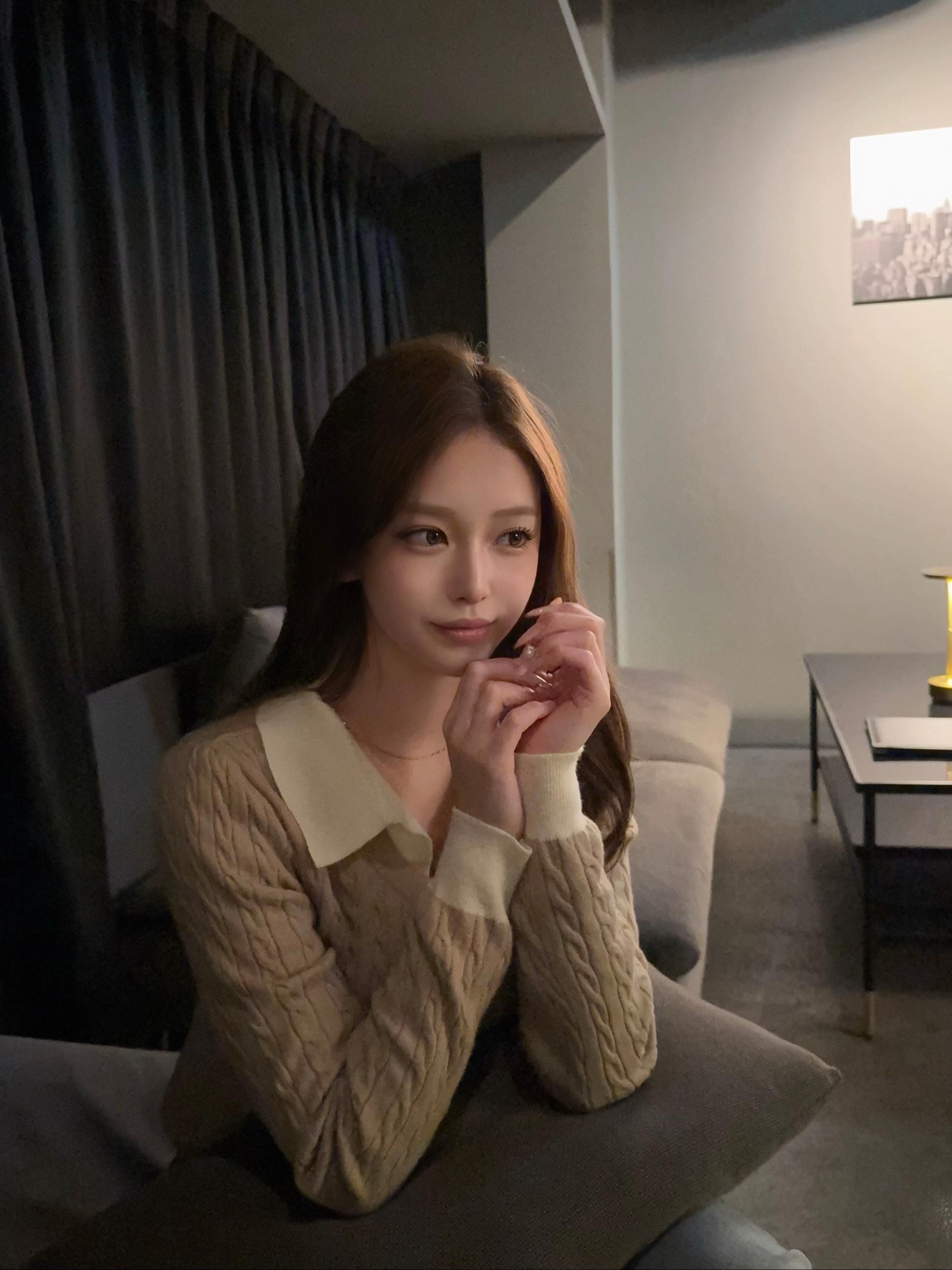 @ユイ