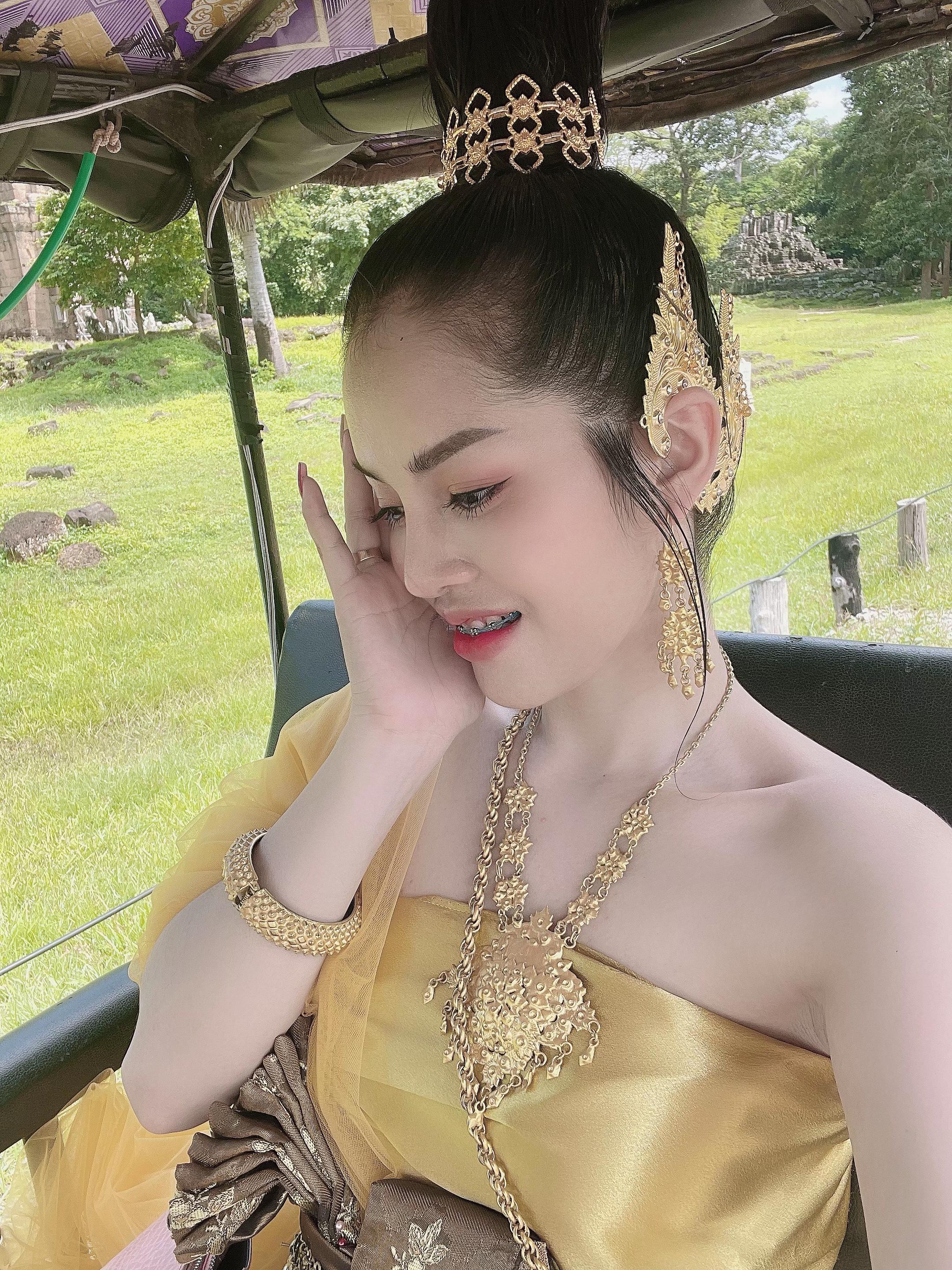 @Oun Phoung