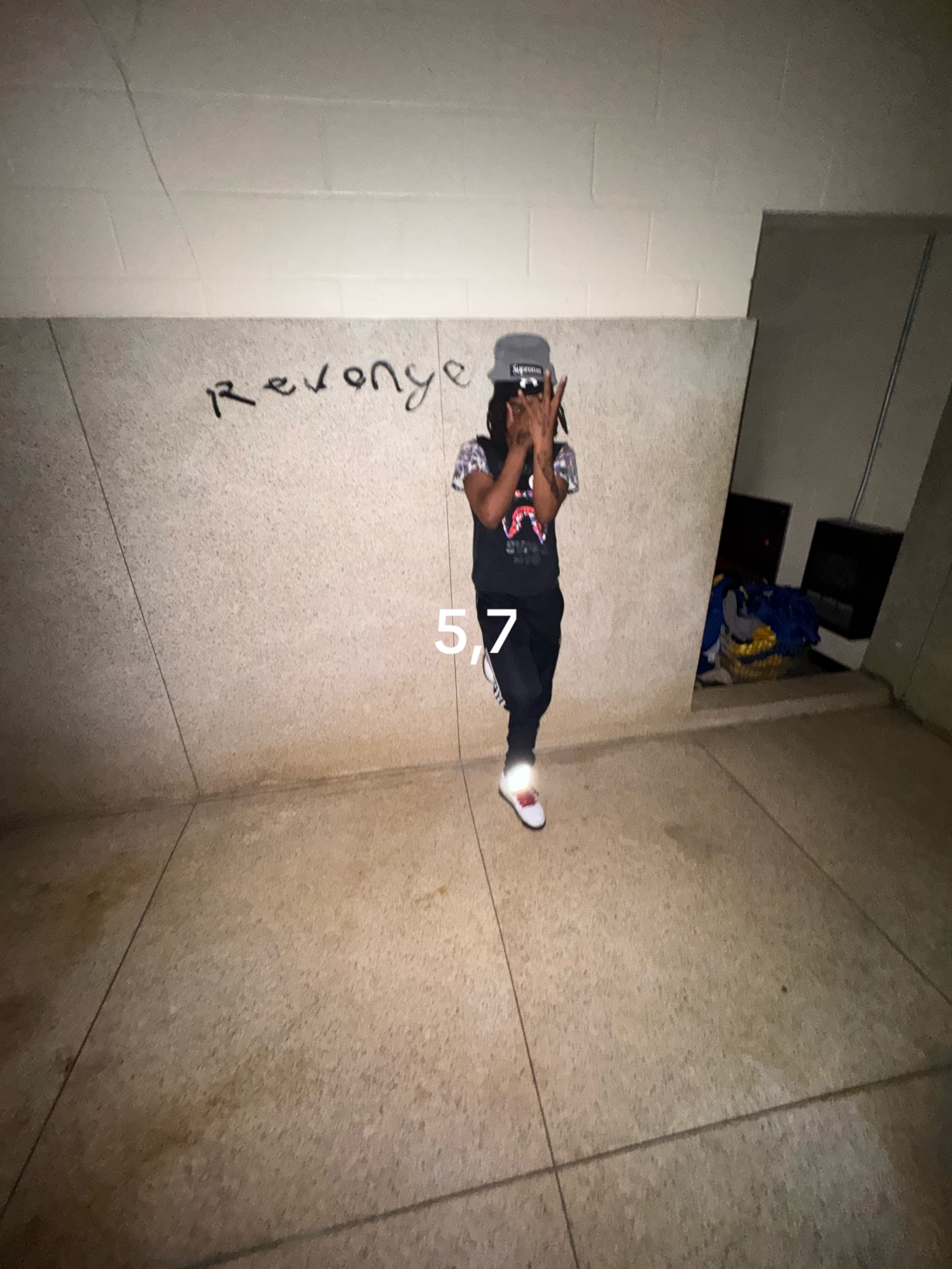 @thereallil3