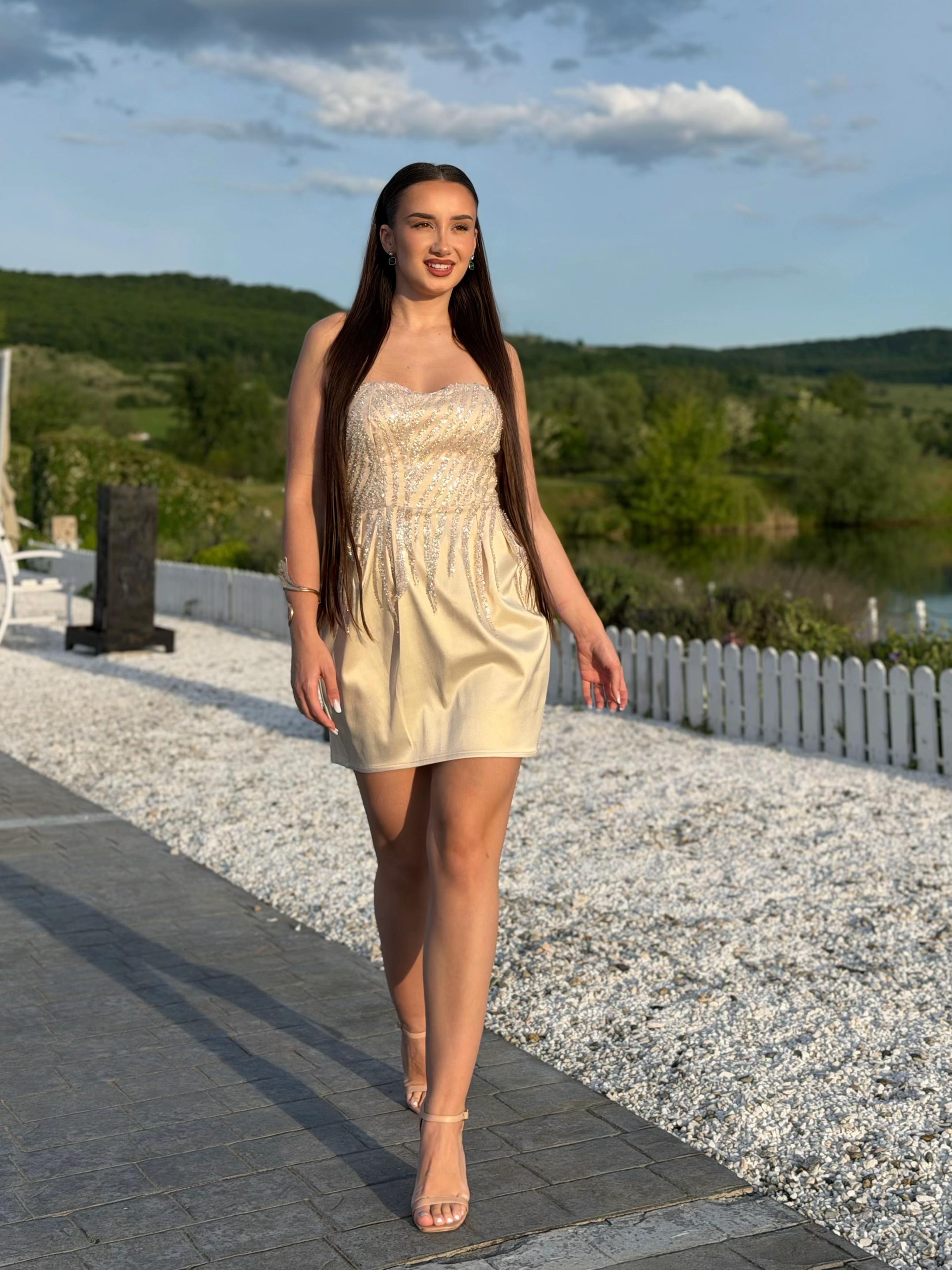 @Alexandra Cotruș