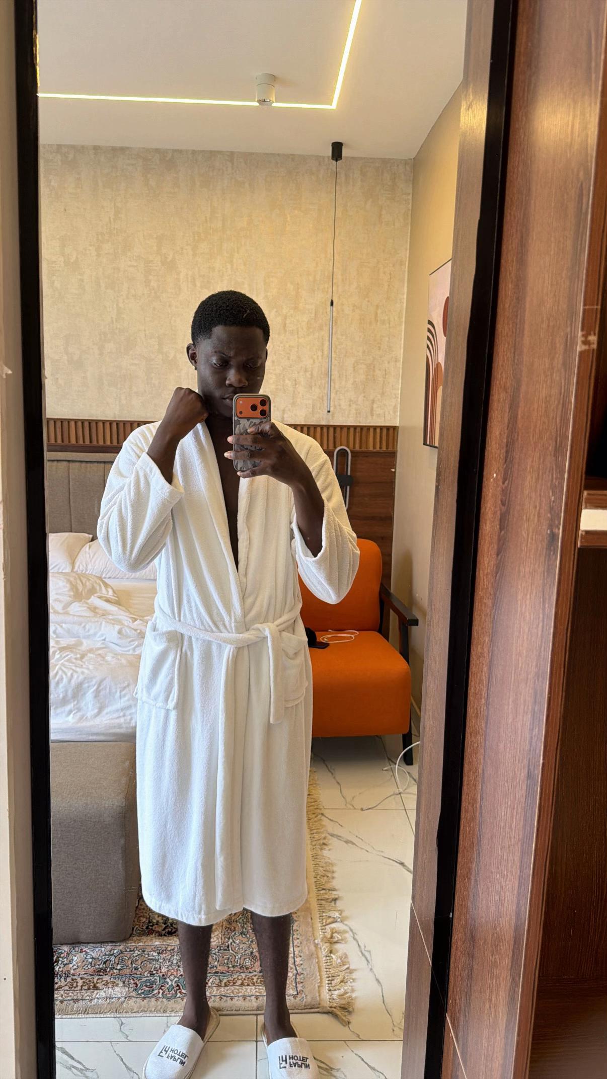 @🤬✞Gentle_Kelvin✞🤬