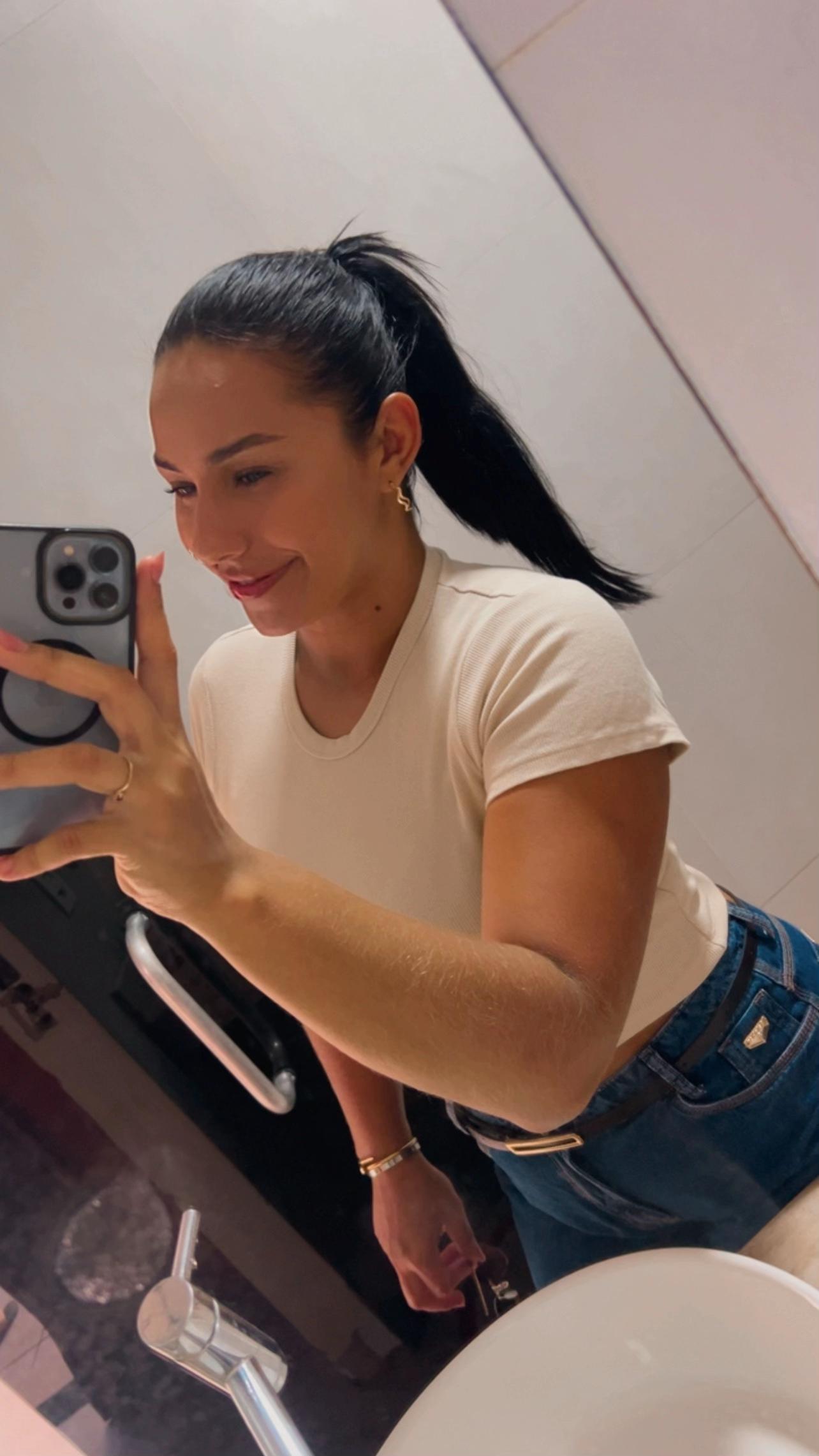 @vanessa