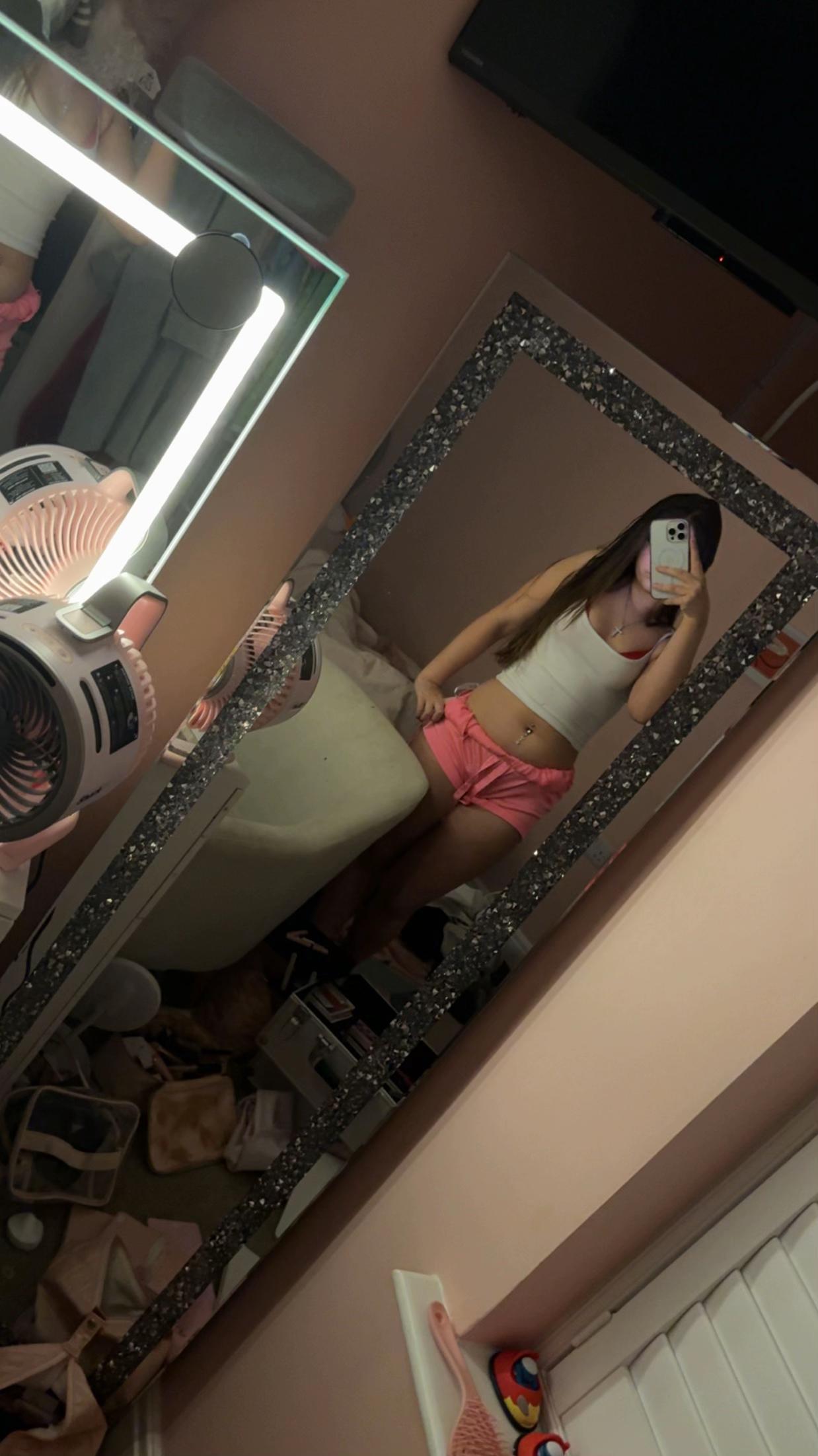 @𝒽𝒶𝓁𝓁ℯ✌︎︎𓅷