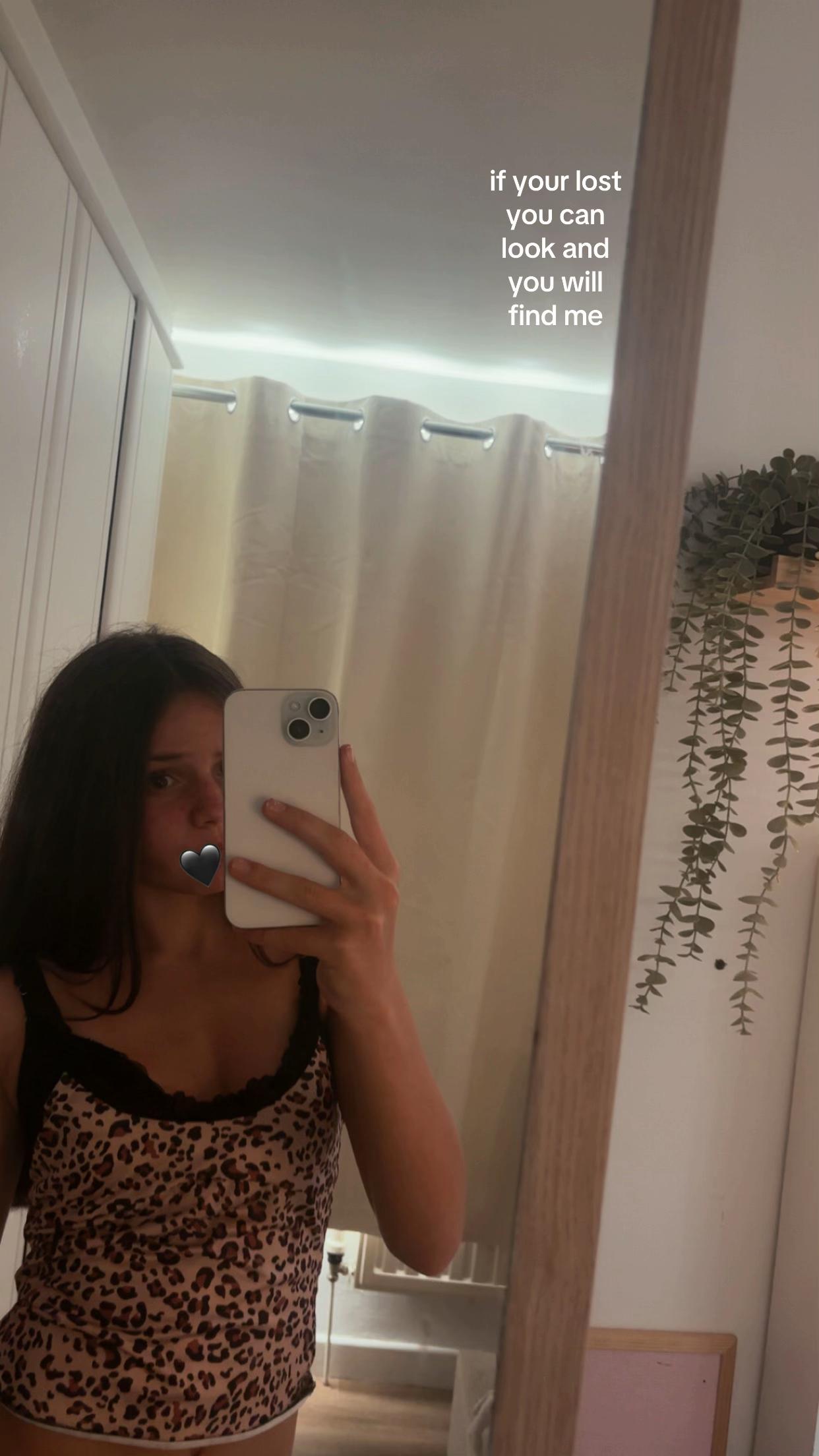 @๐
๐๐๐๐๐งธ
