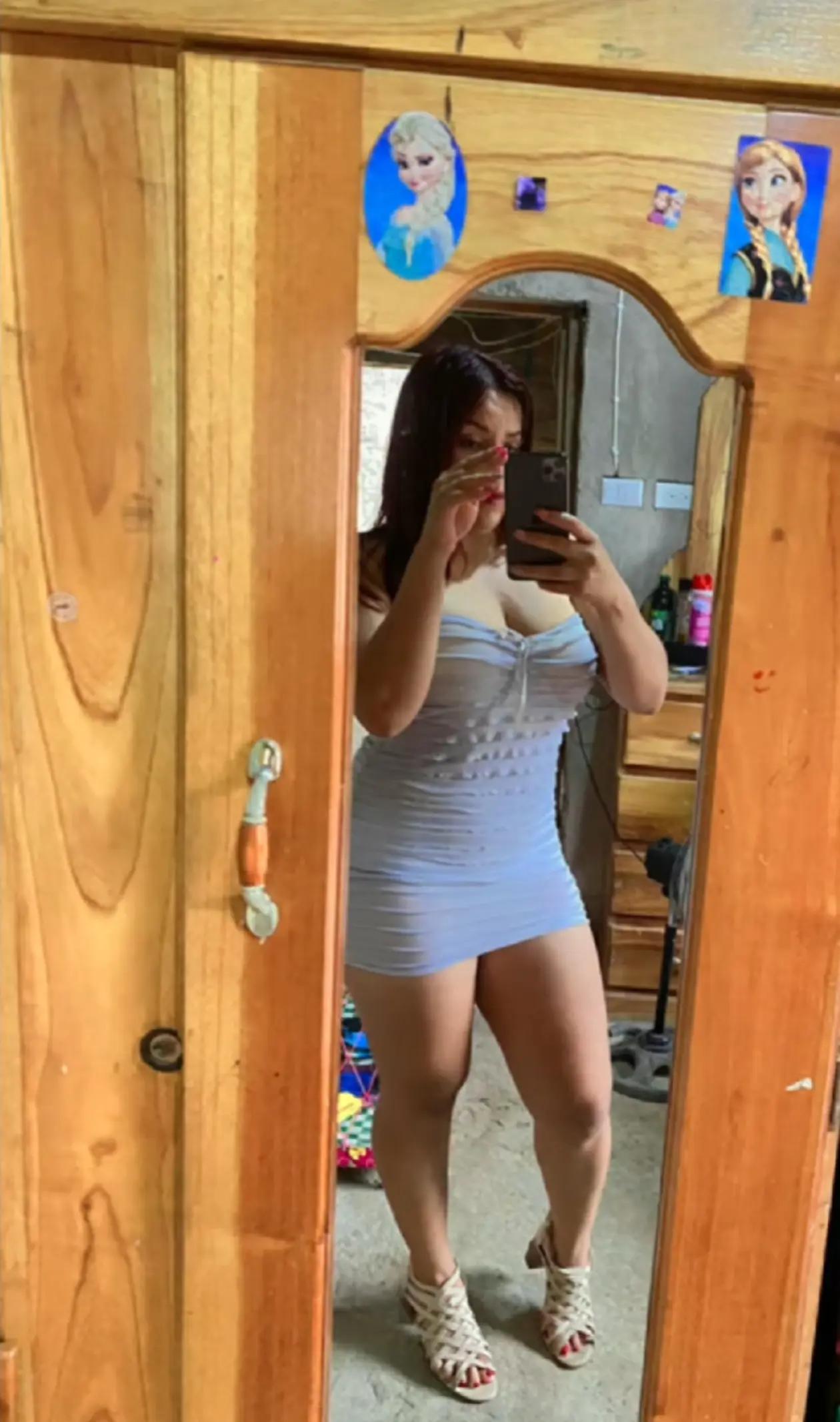 @SELENA PINEDA ❤️ 🇸🇻❤️