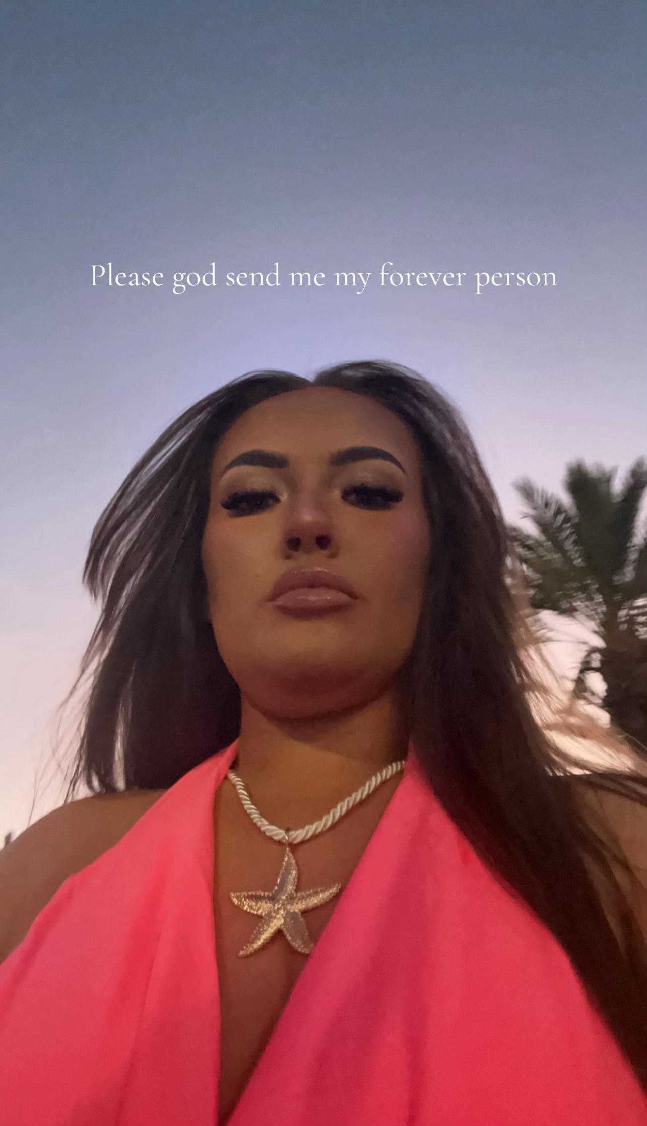 @𝐂𝐡𝐥𝐨𝐞 & 𝐒𝐨𝐧𝐧𝐲 ♡