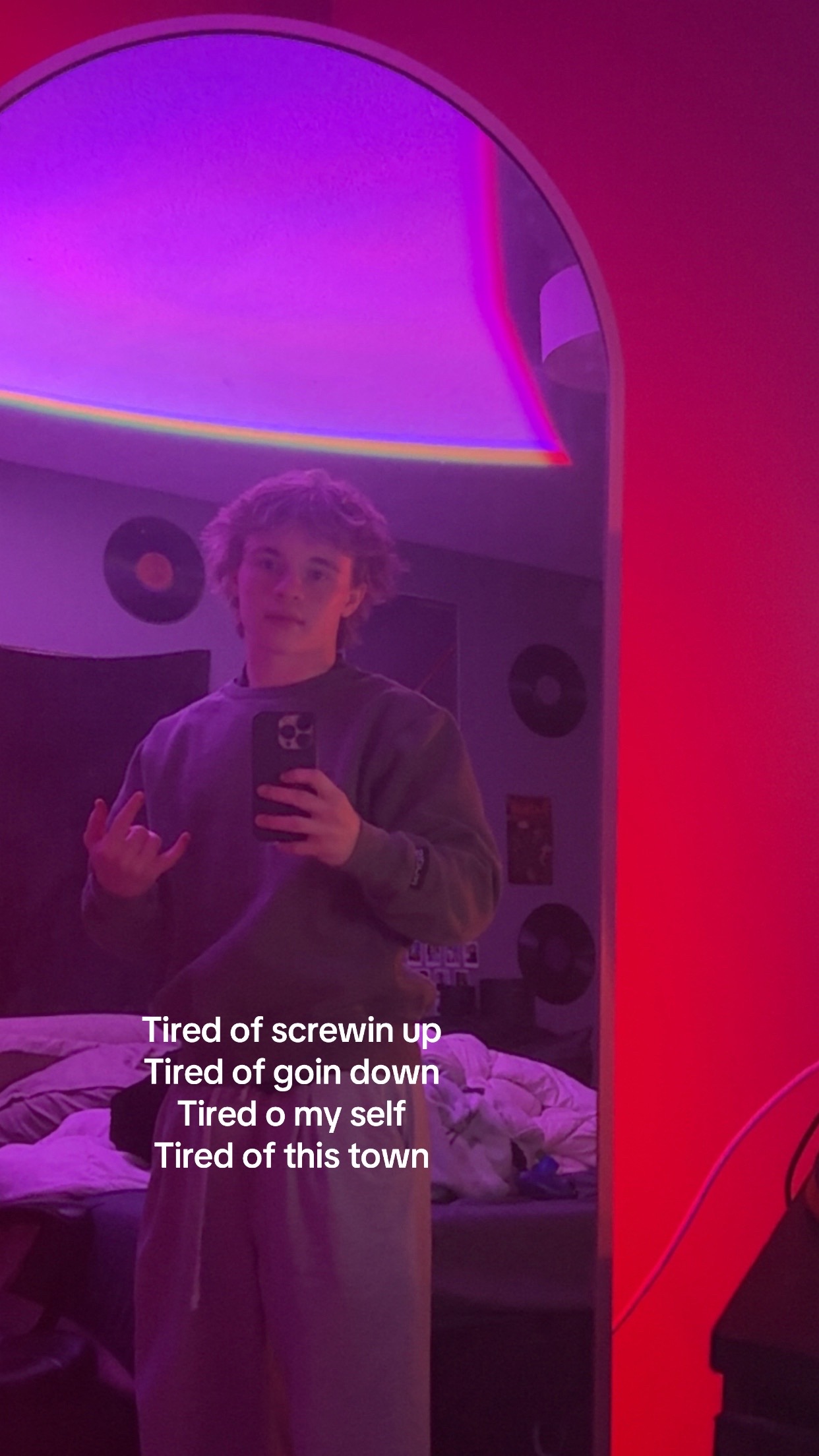 @Thomai