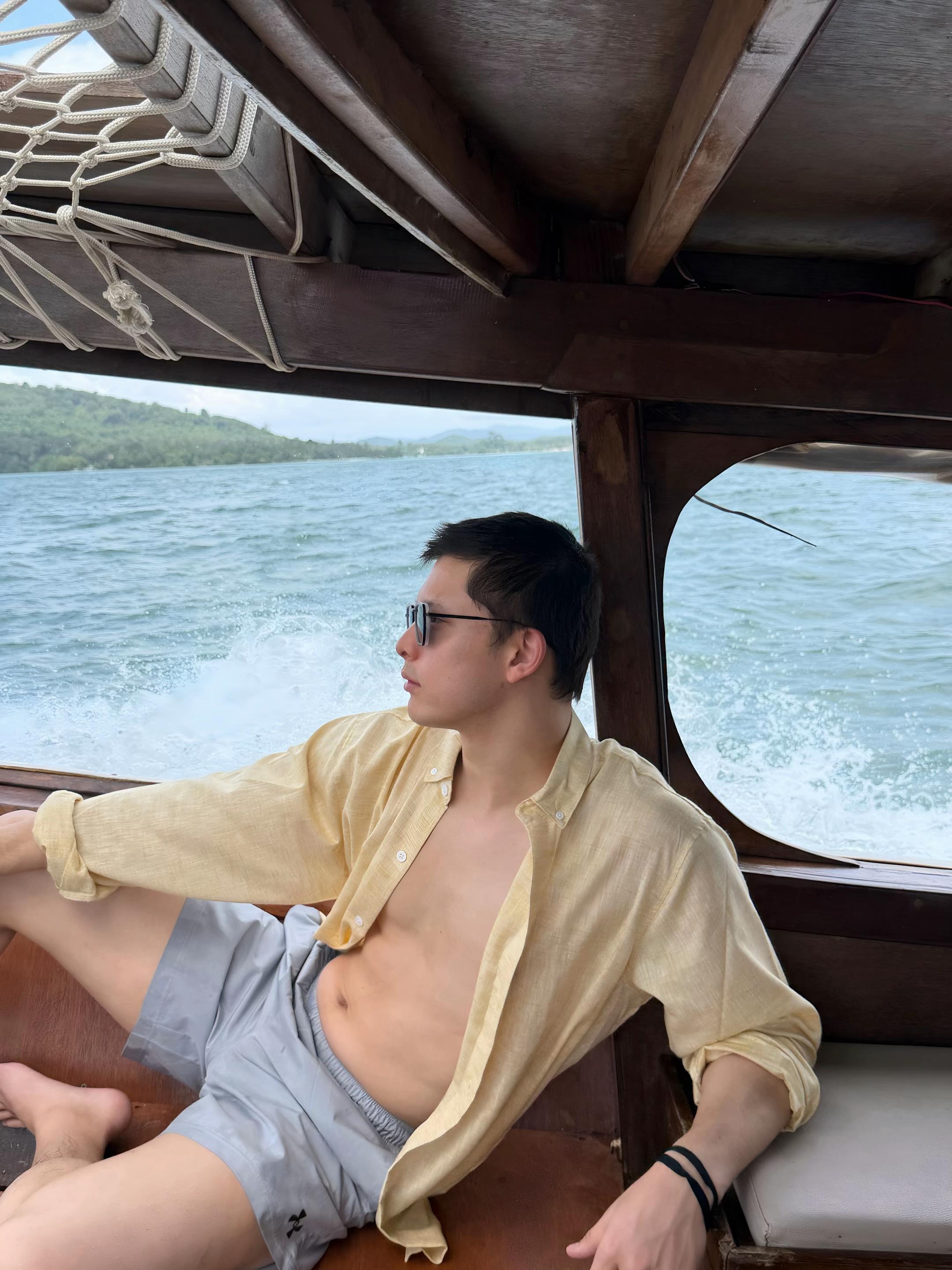 @Dom Petchthamrongchai