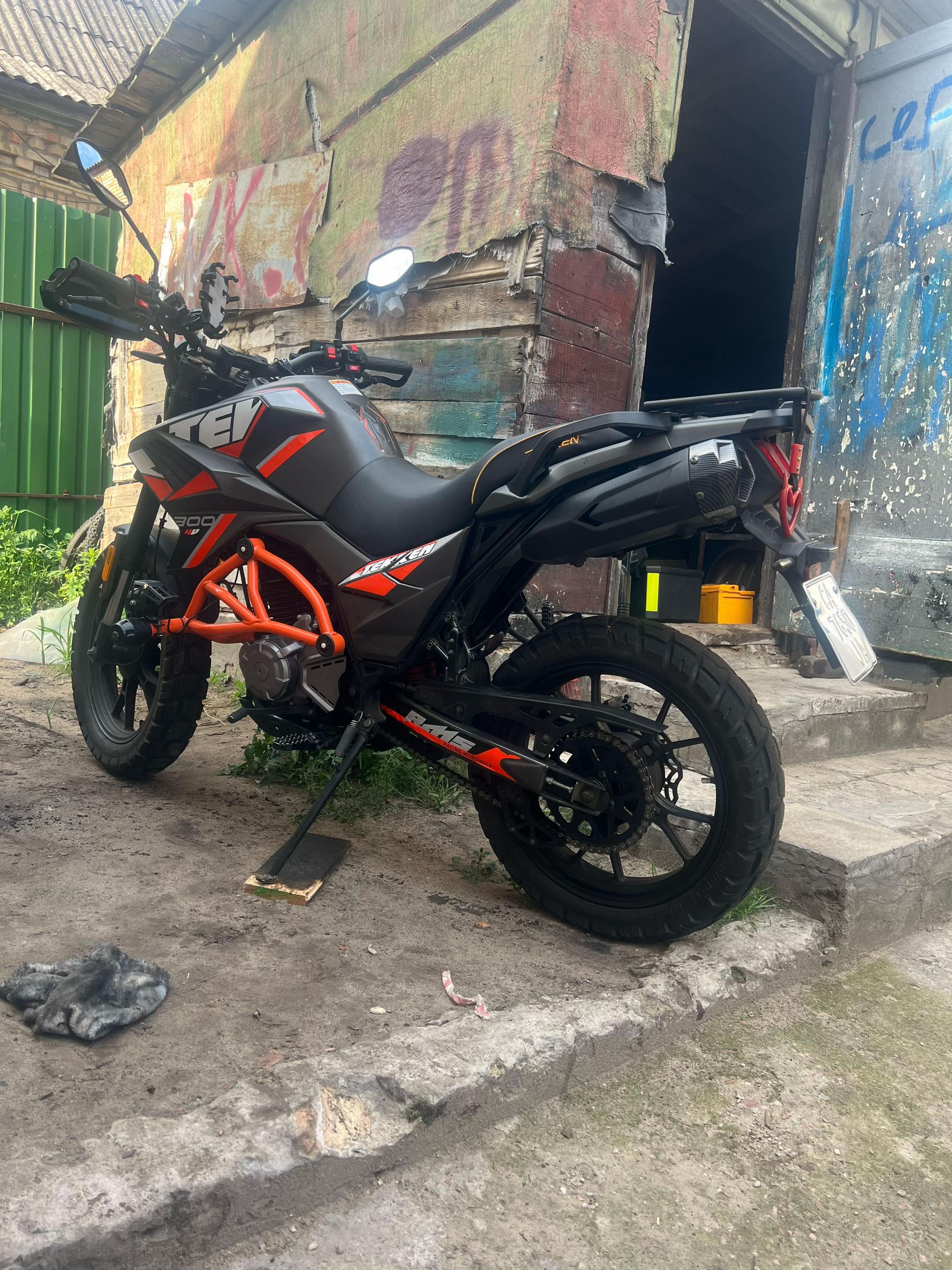 @Кас