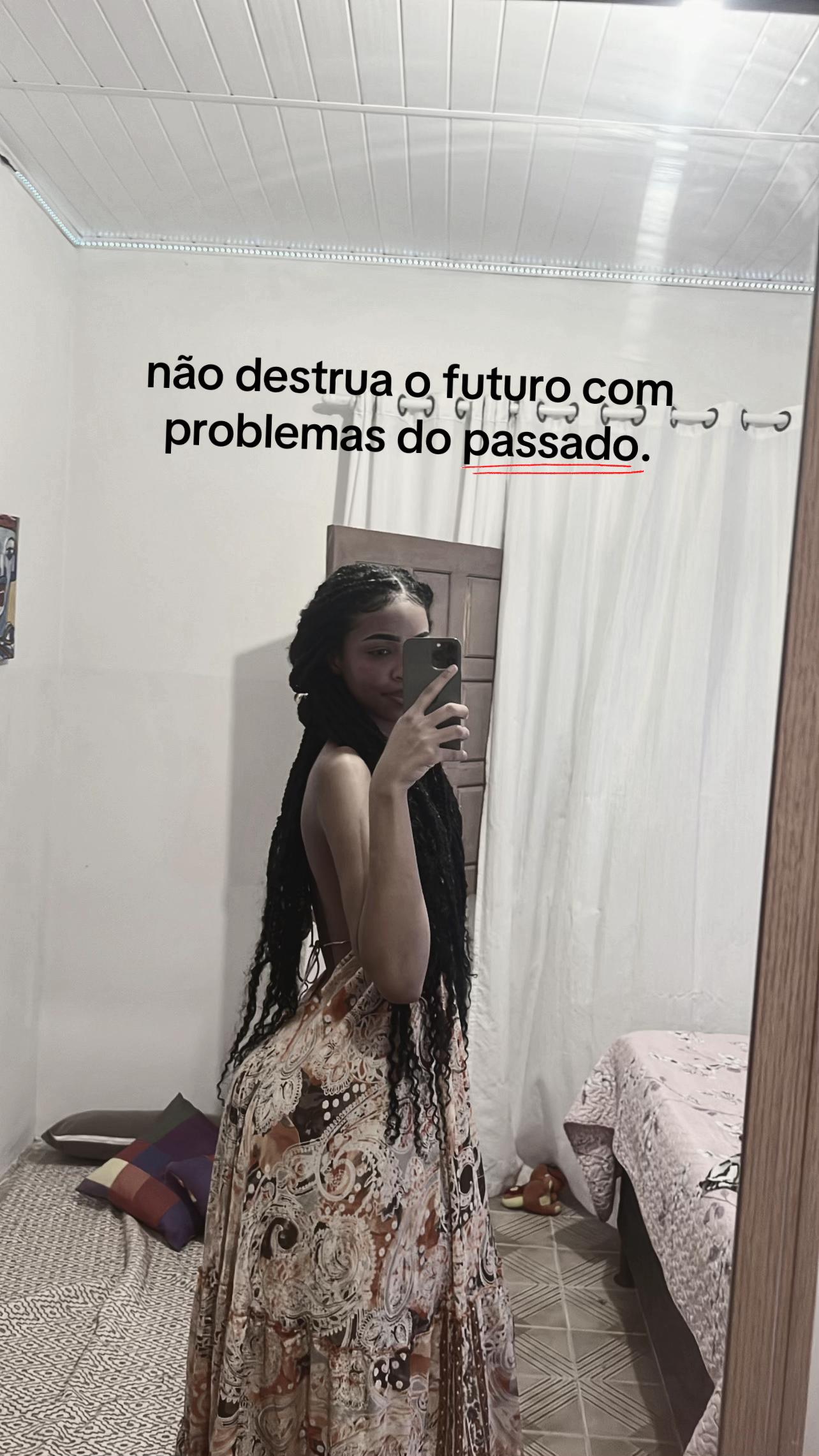 @Hipólito