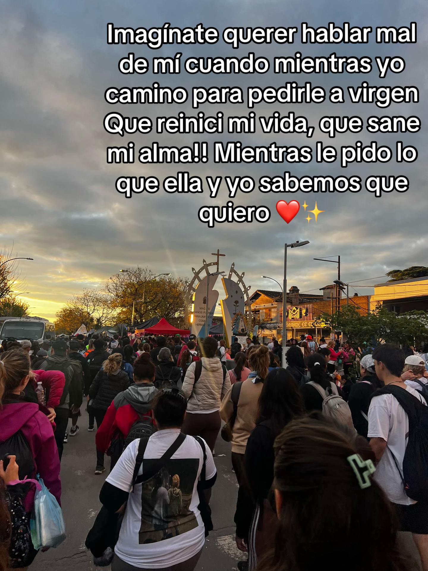 @Luján Gómez