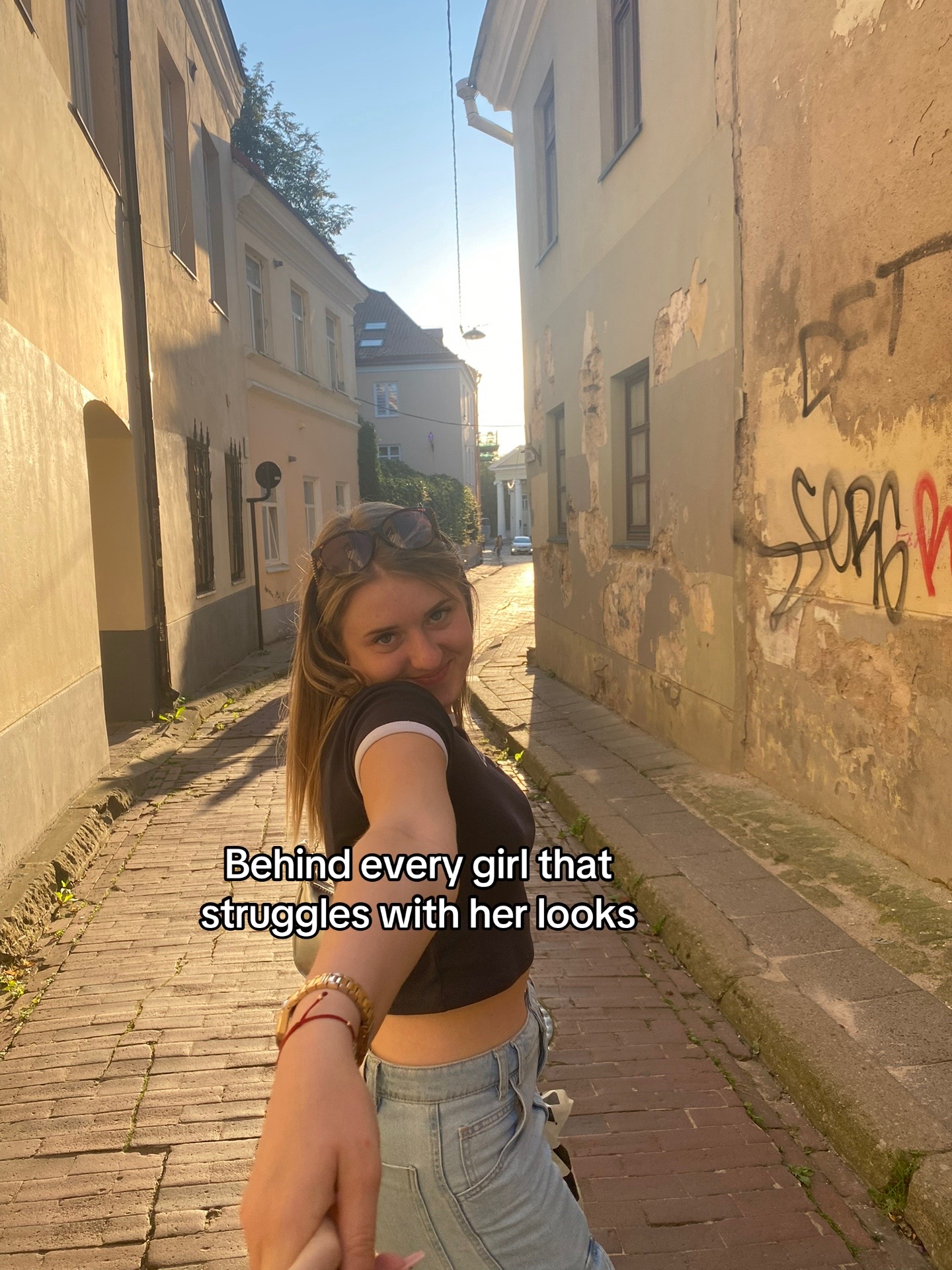 @nikole..v