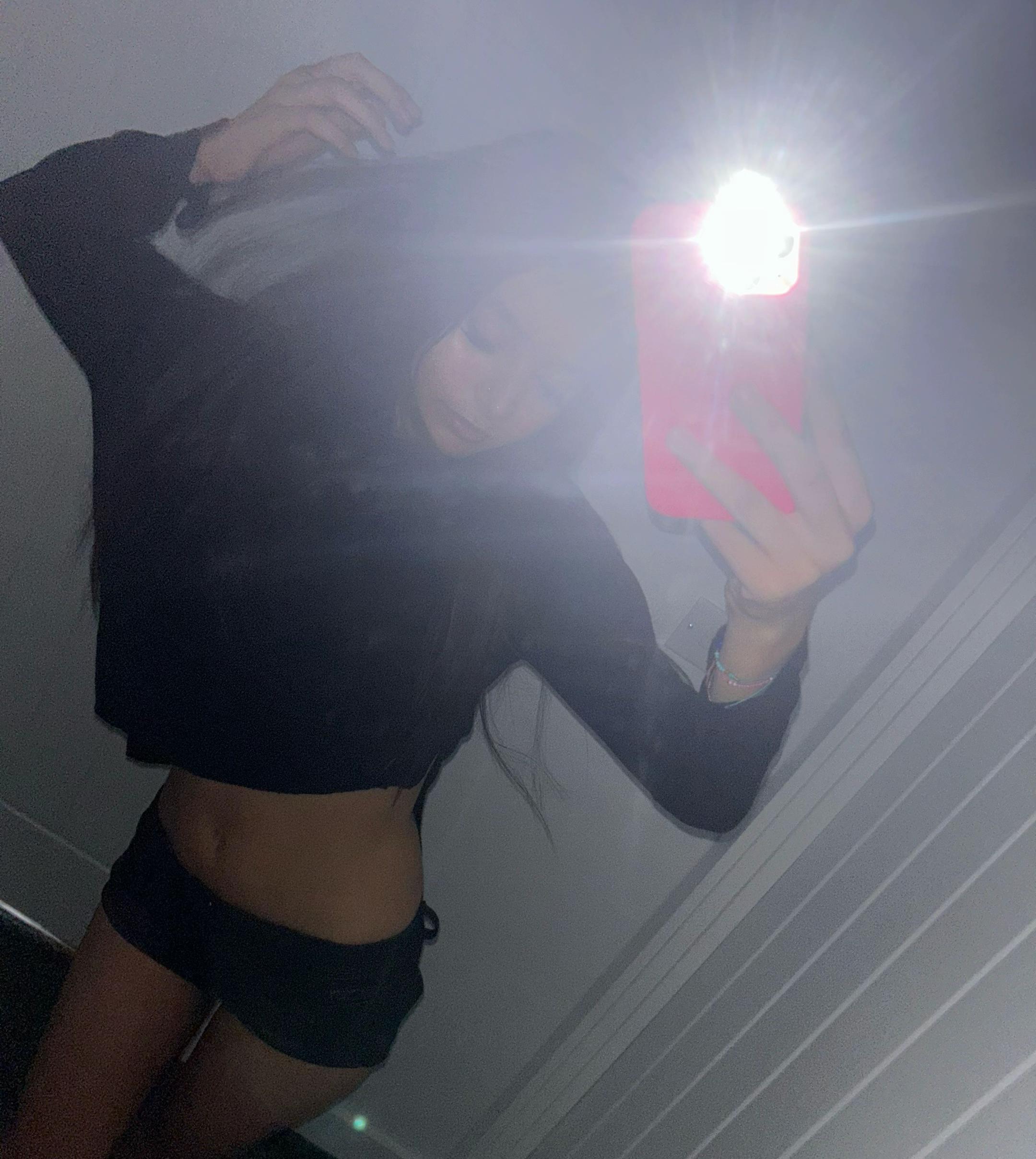 @izzy .⋆♱⃓