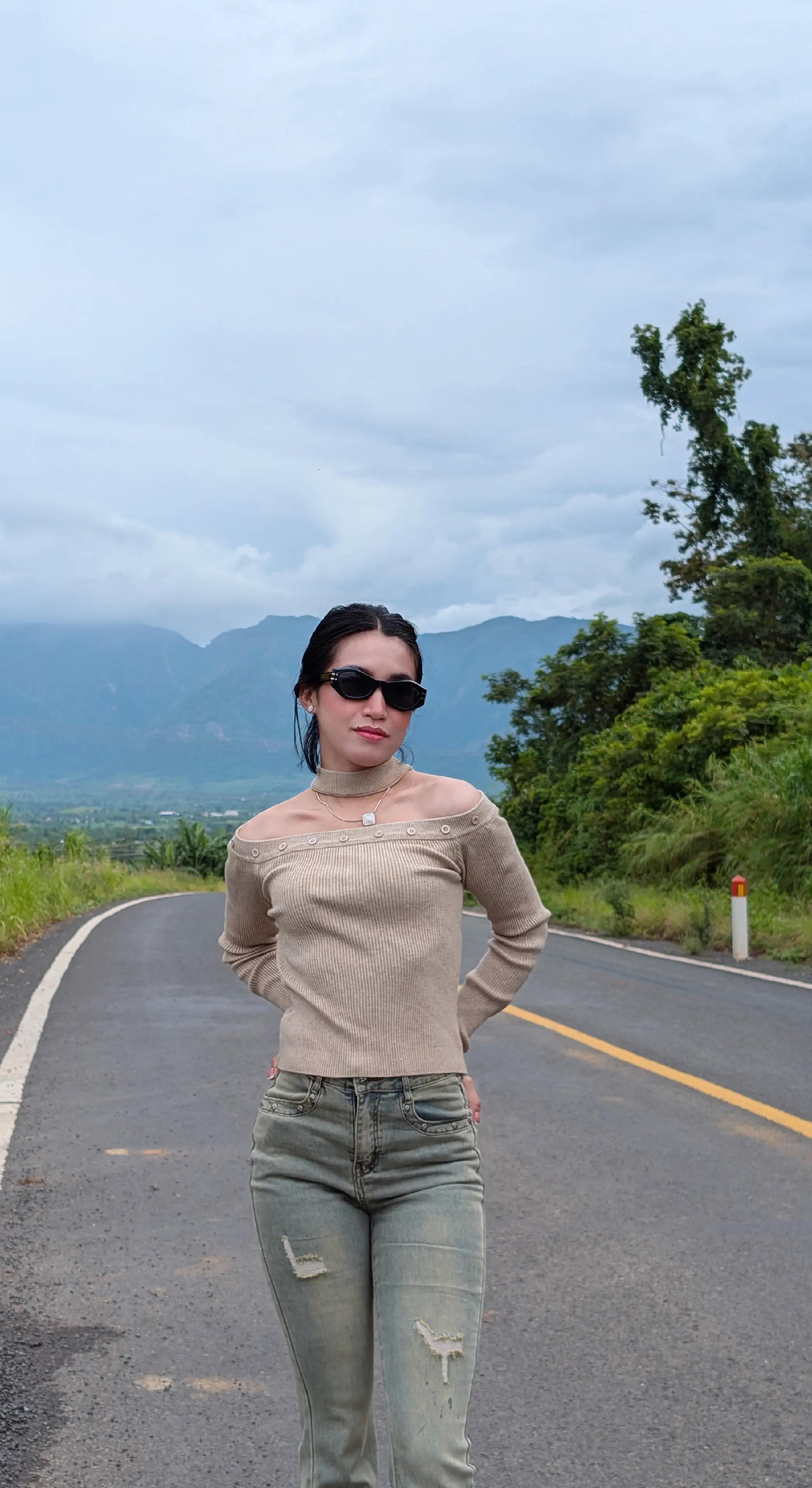 @នារីព្រៃភ្នំ🏞️🌺