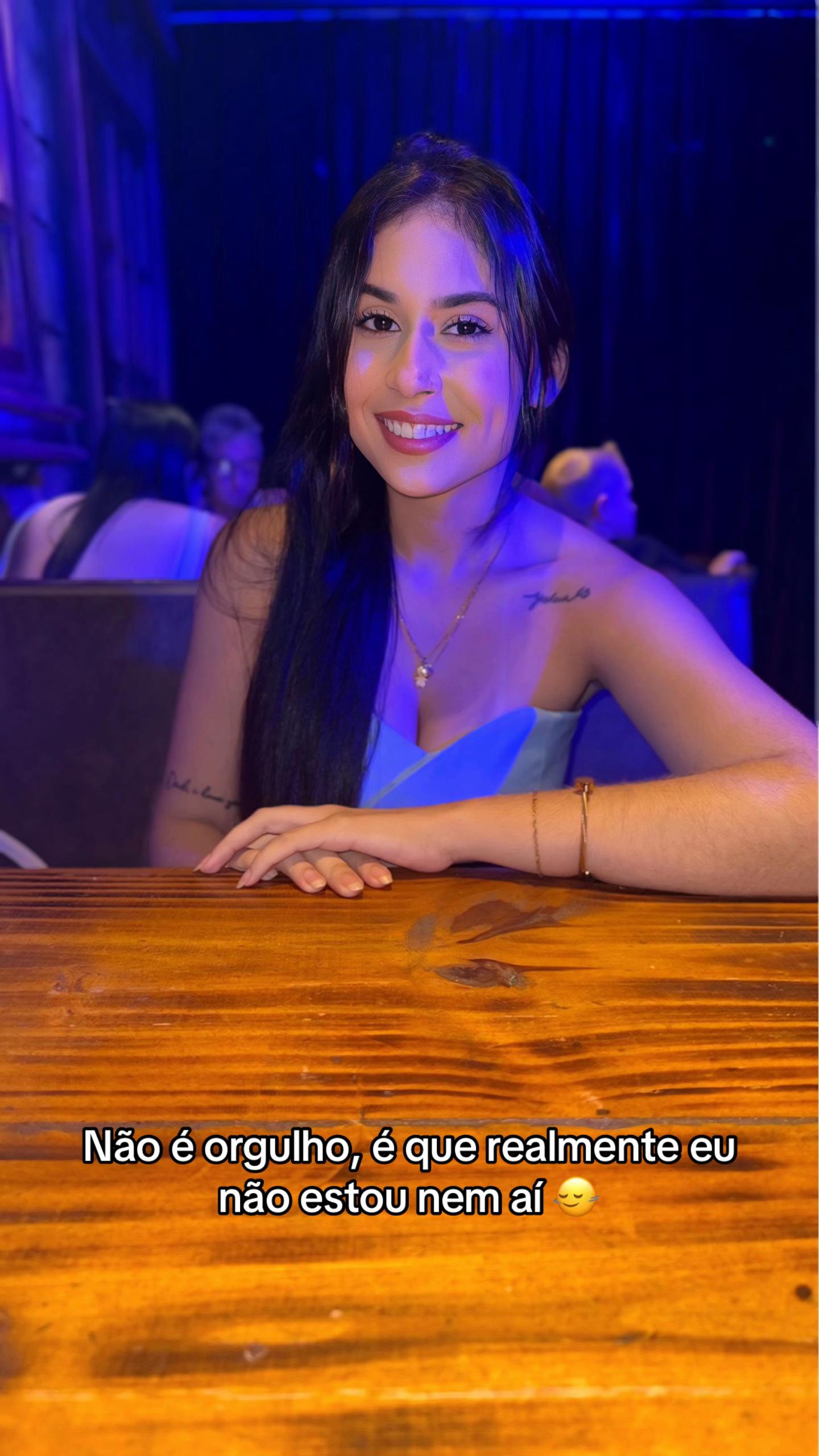 @Adelayne Valentim