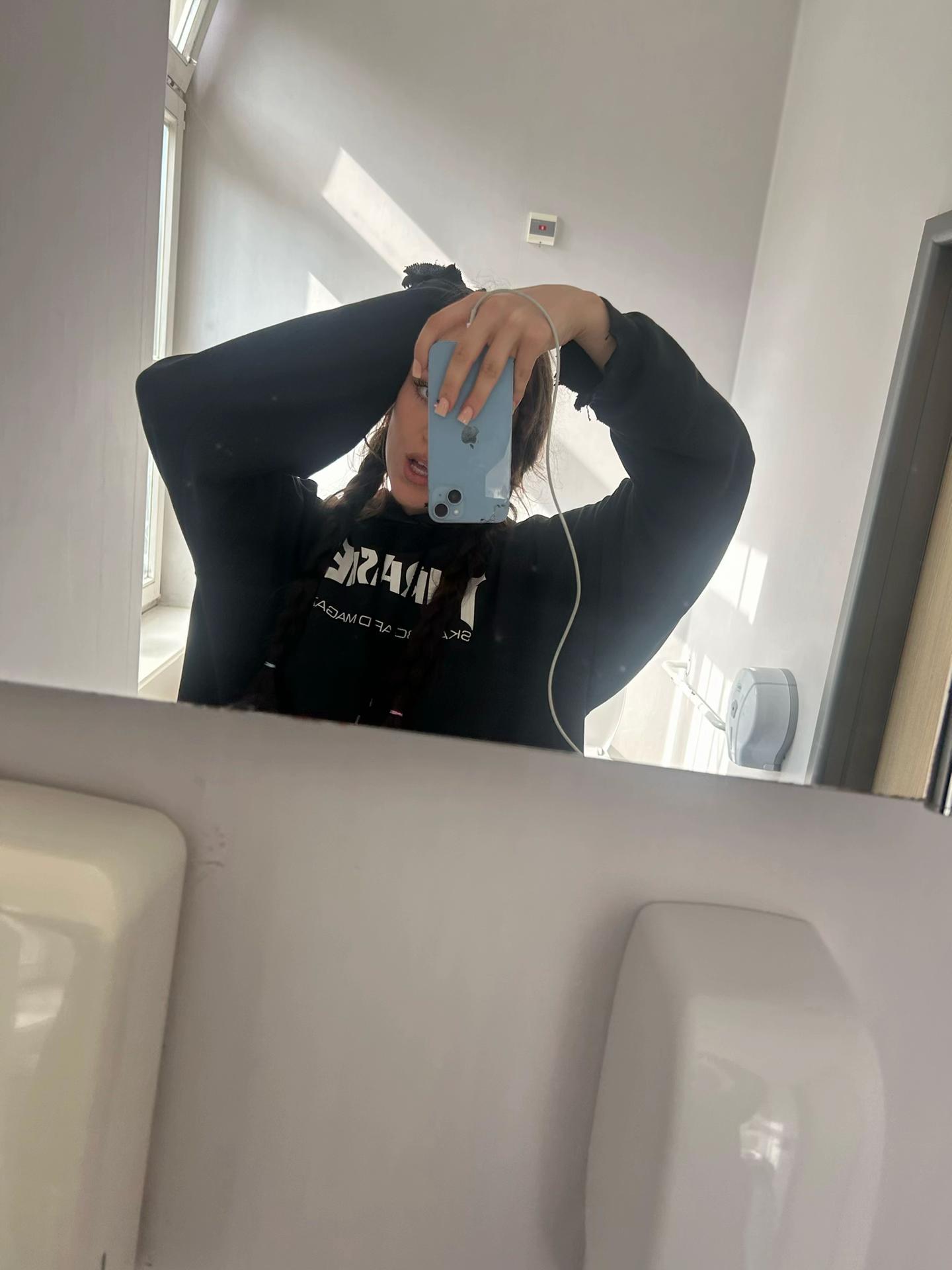 @polalaalala