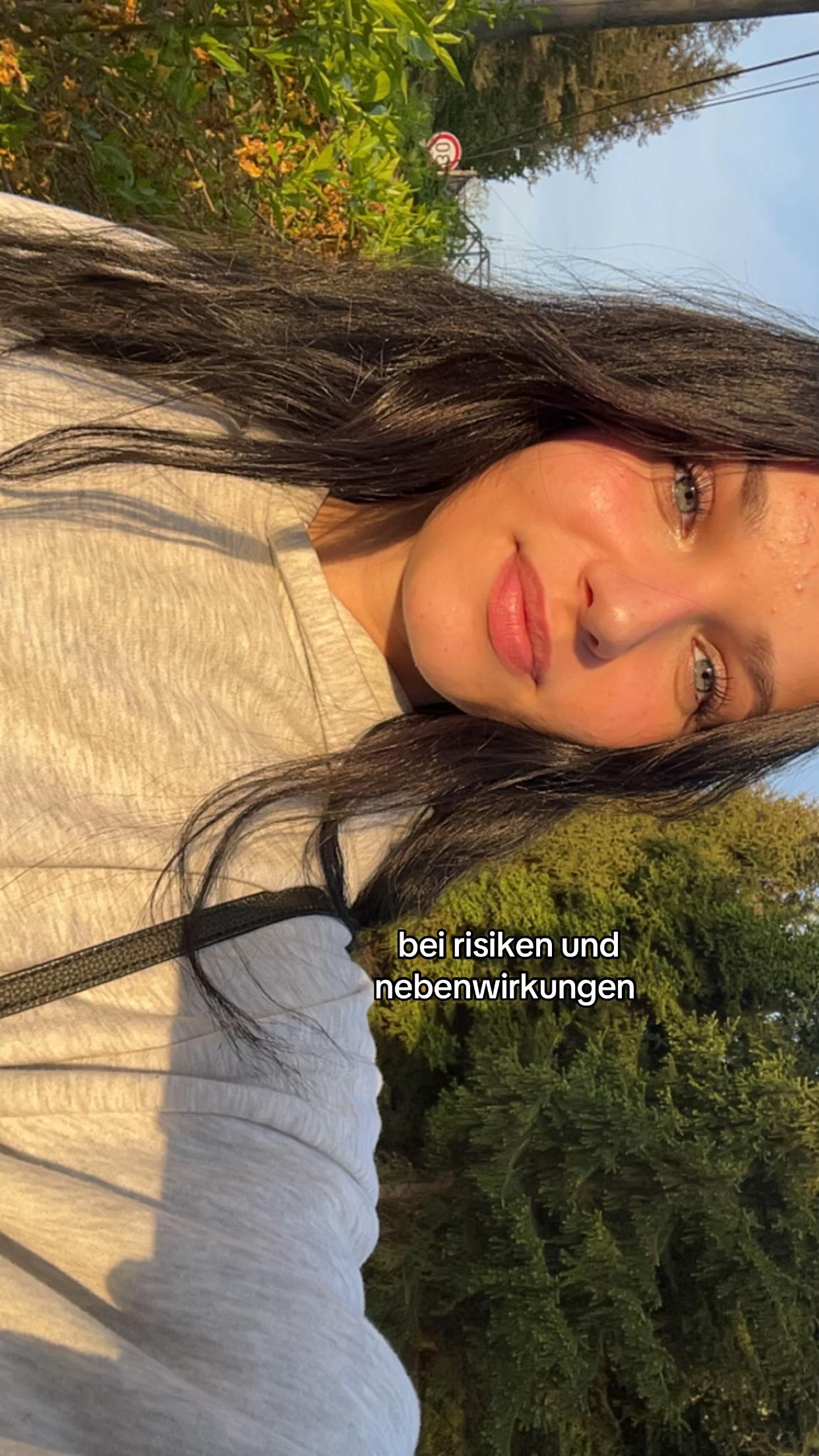 @𝒞