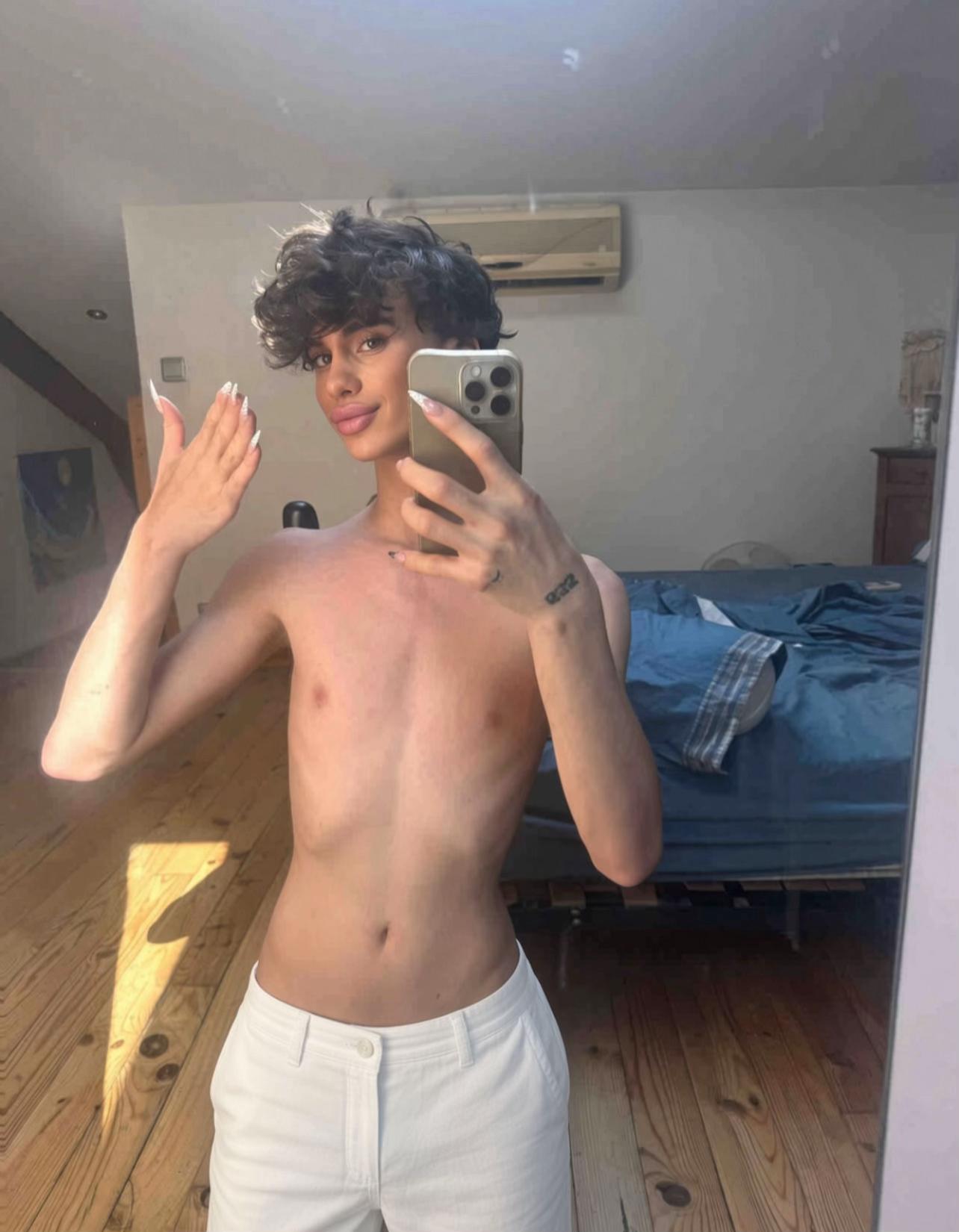 @twinklidya
