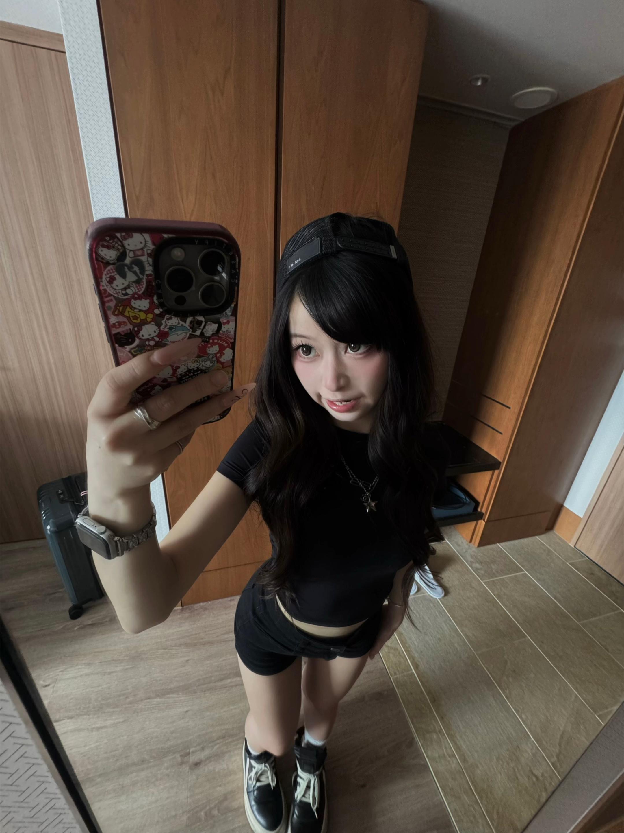 @リ コ