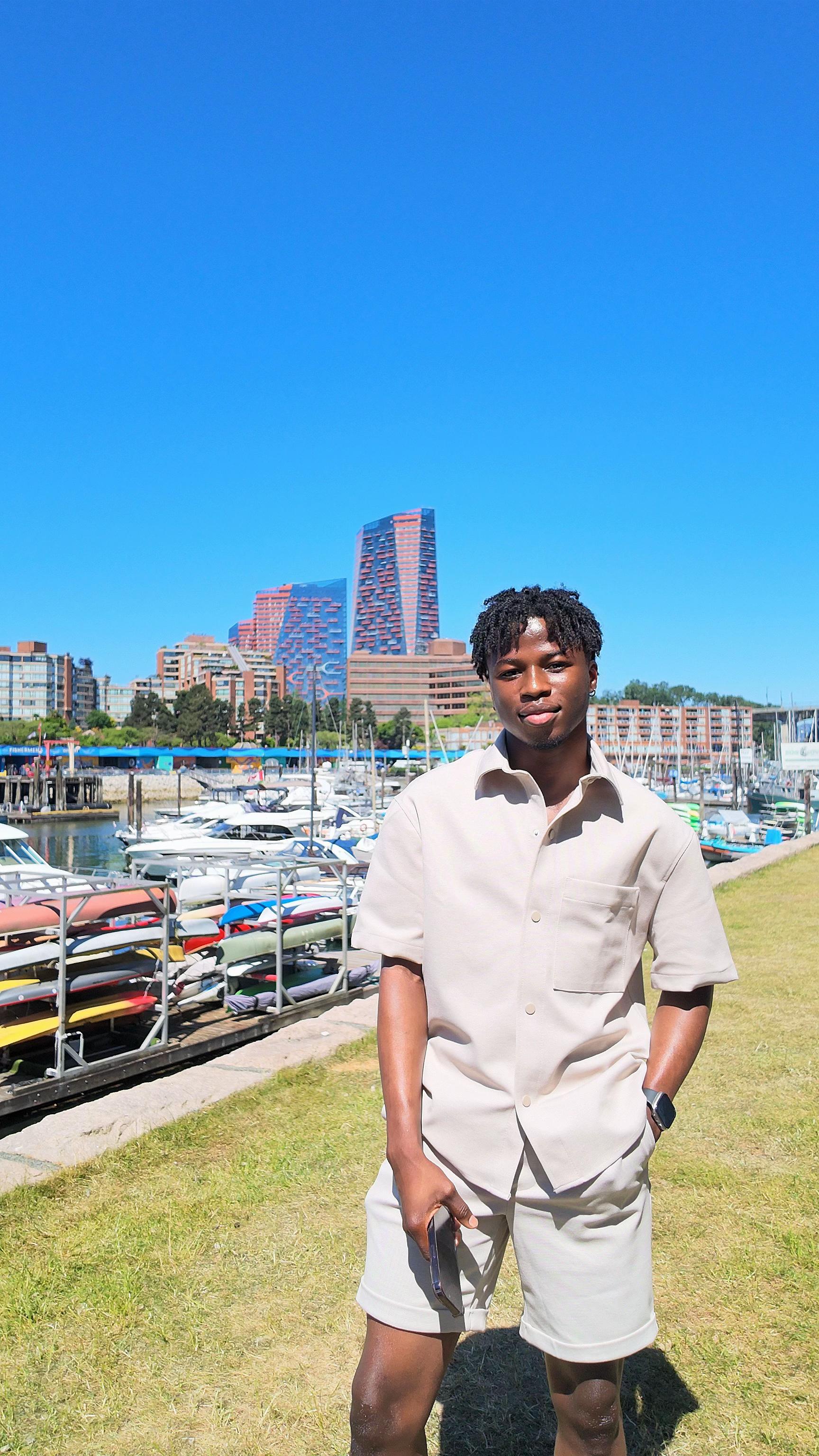 @Nurse TABs👨🏾&zwj;⚕️| Canadian RN
