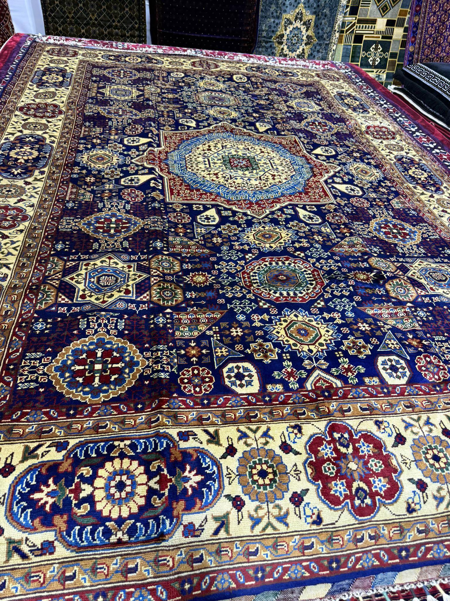 @Atal Rugs
