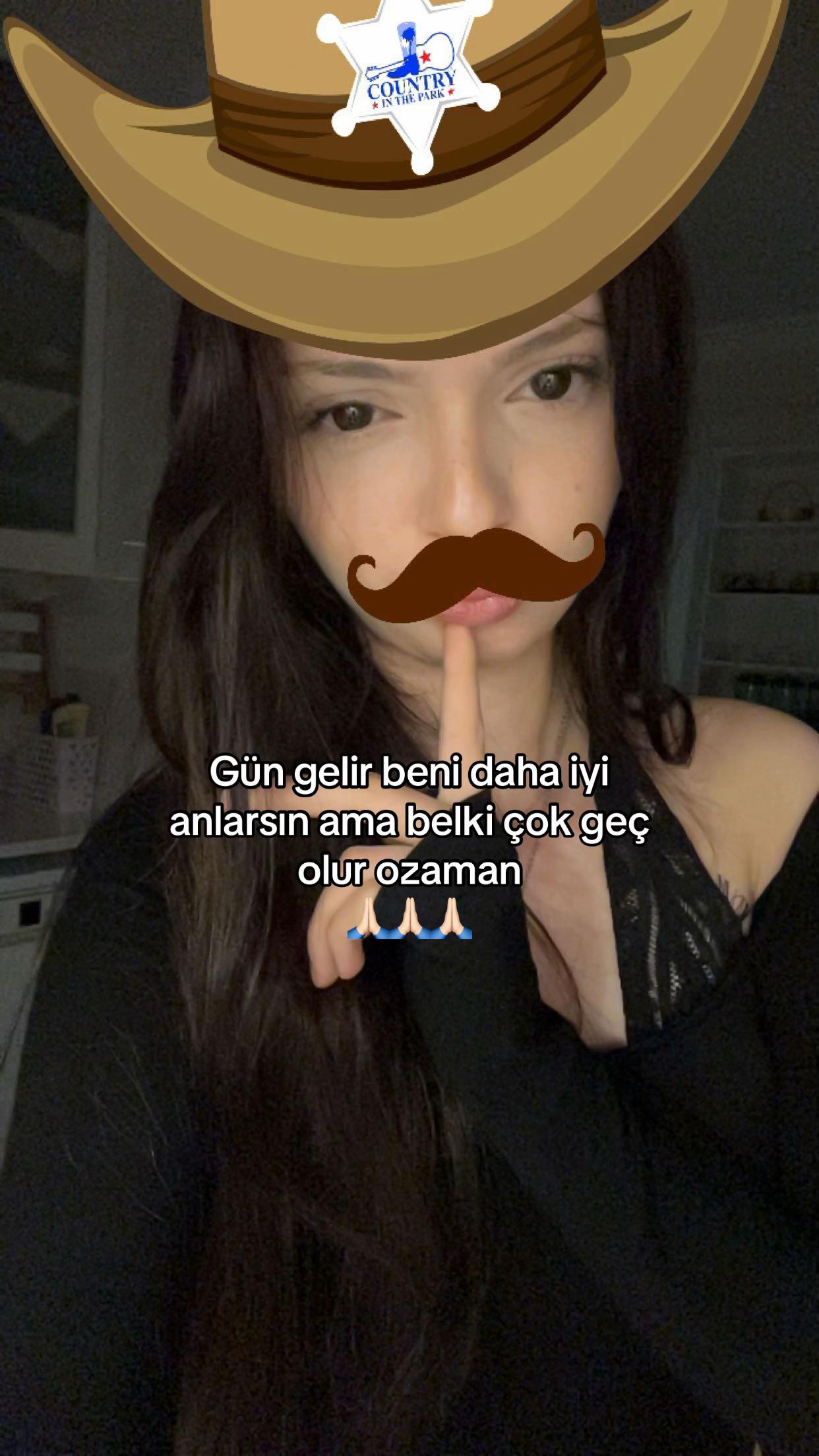 @𝖌𝖚̈𝖑𝖘𝖚̈𝖒🌙