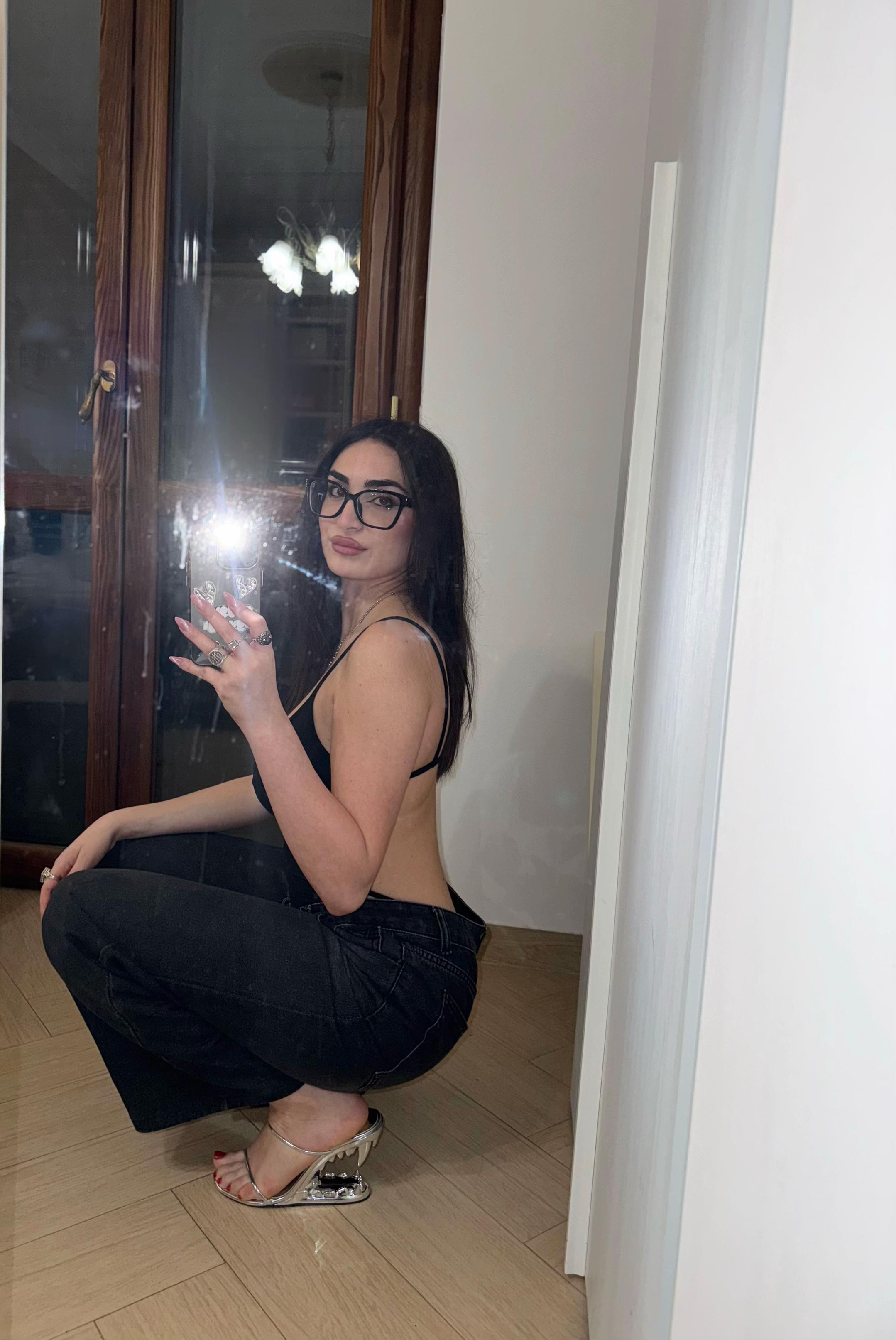@𝖓𝖎𝖈𝖔𝖑𝖊
