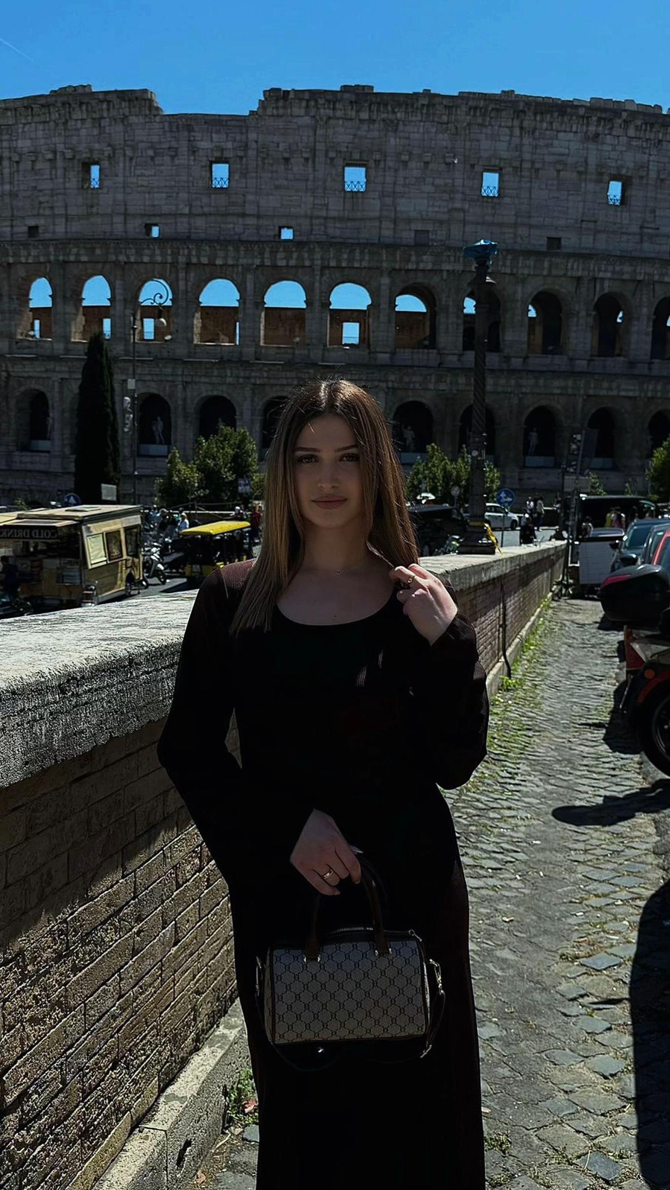 @Kayliina