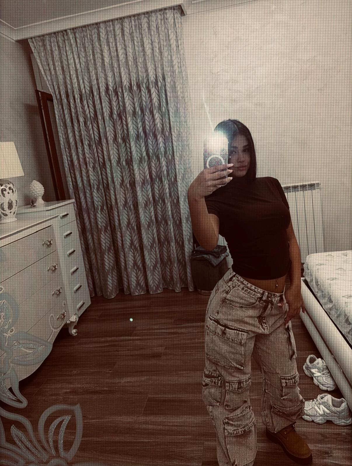 @𝐬𝐨𝐟𝐢𝐚😼