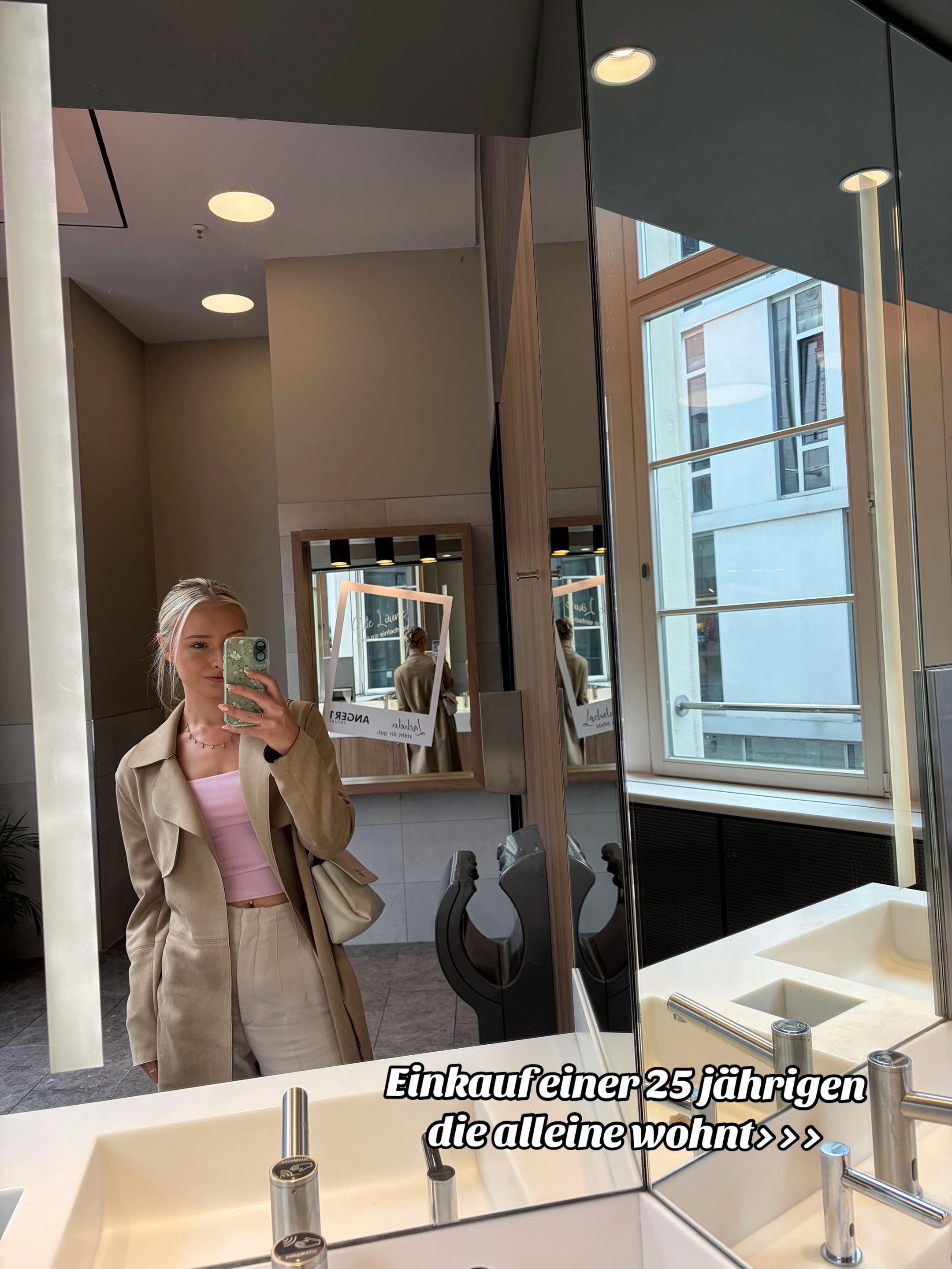 @Clara🌸