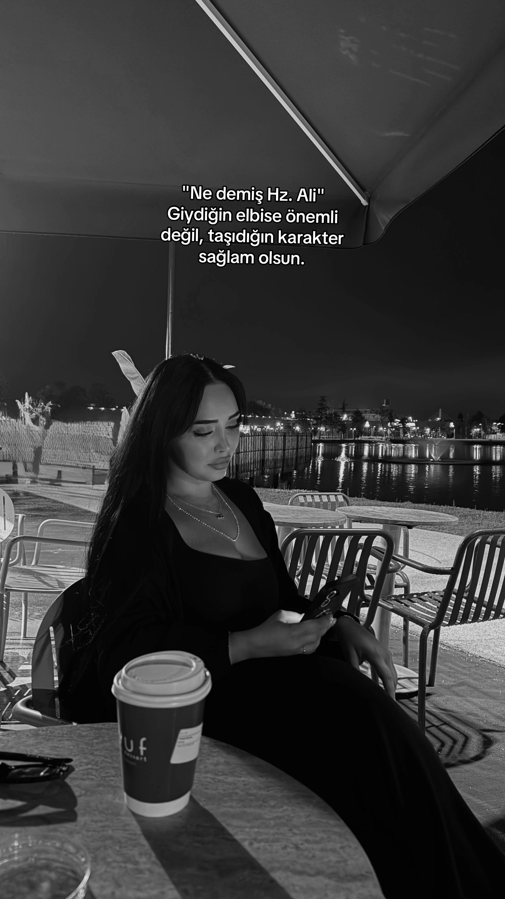 @𝓘