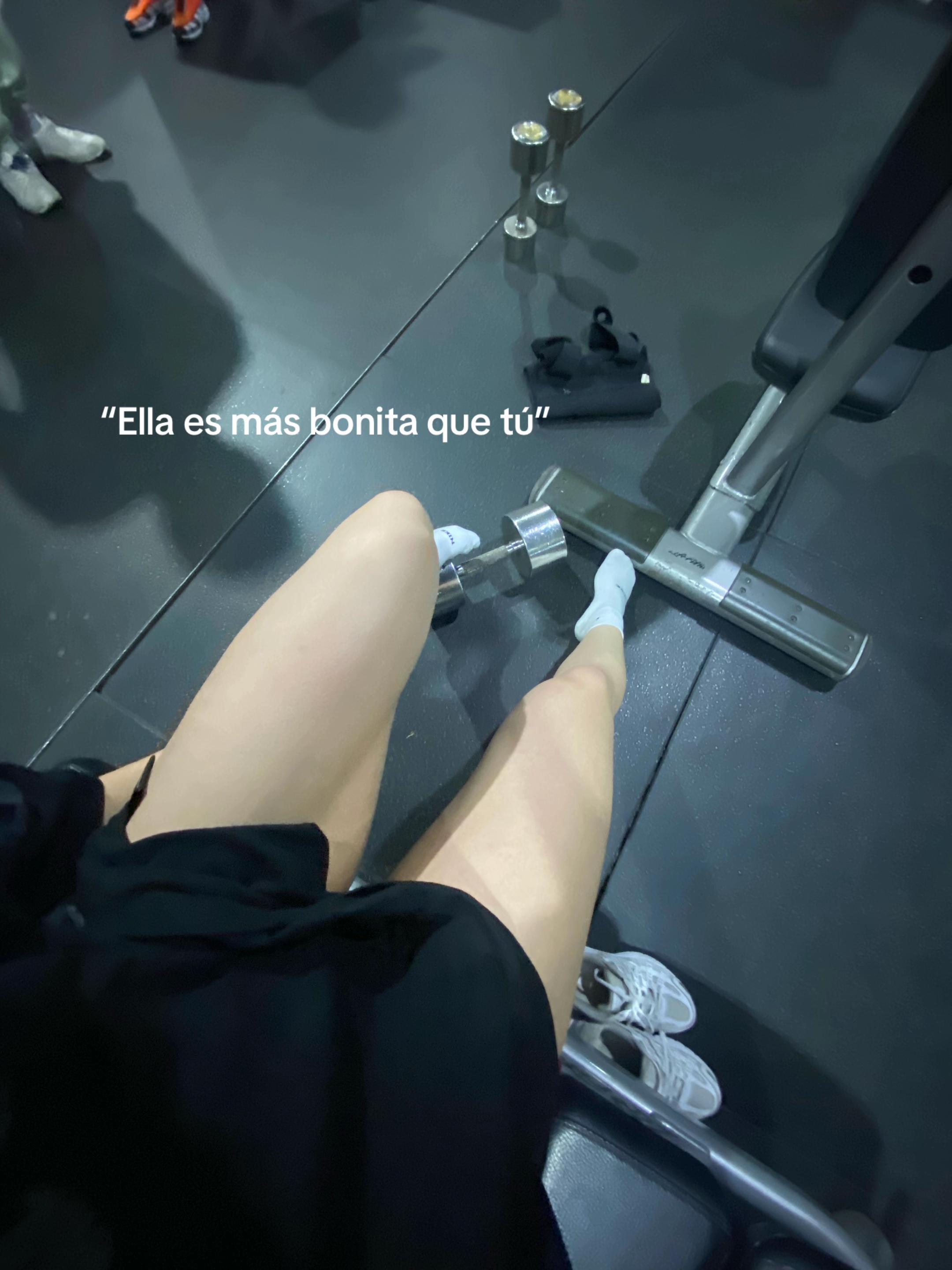 @Xiimemeena
