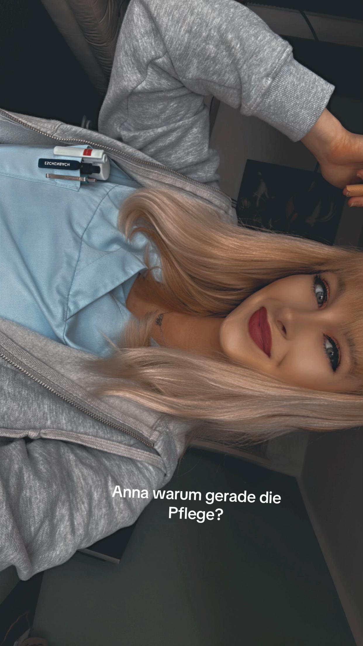 @Anna🥰