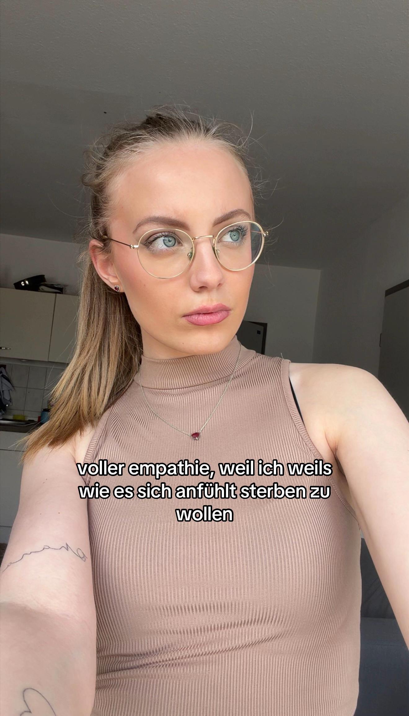 @Lina
