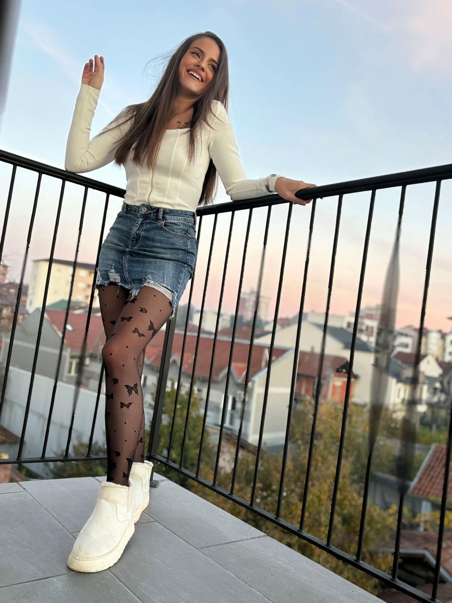 @nevena18