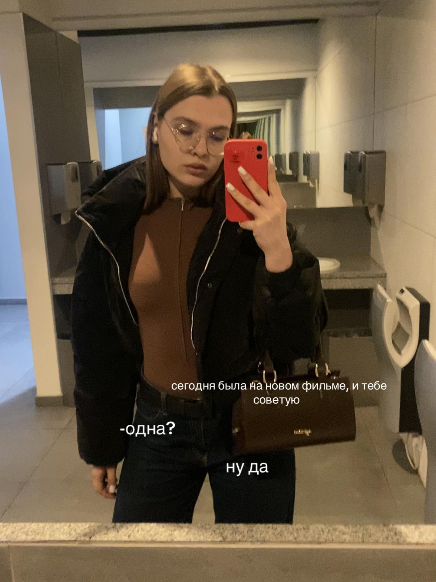 @lisaveslo