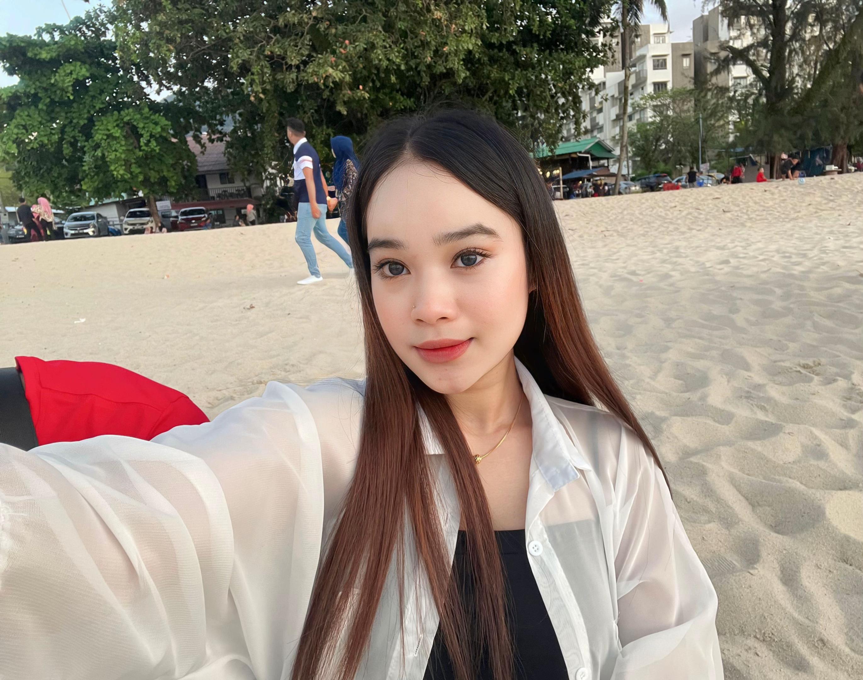@๐
๐ข๐ฉ๐ฉ๐๐ฆ