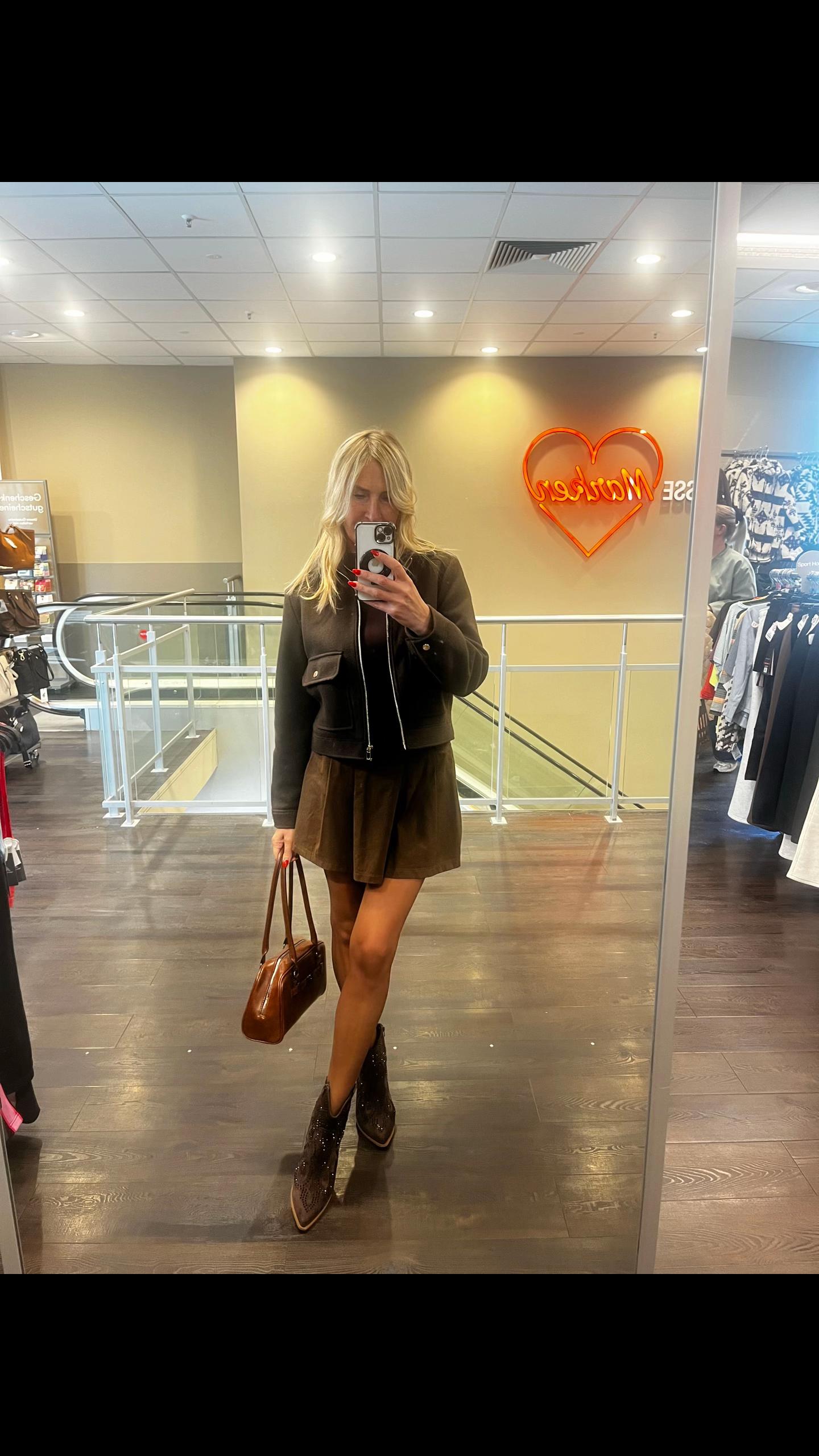 @Estera -trenuje 💚