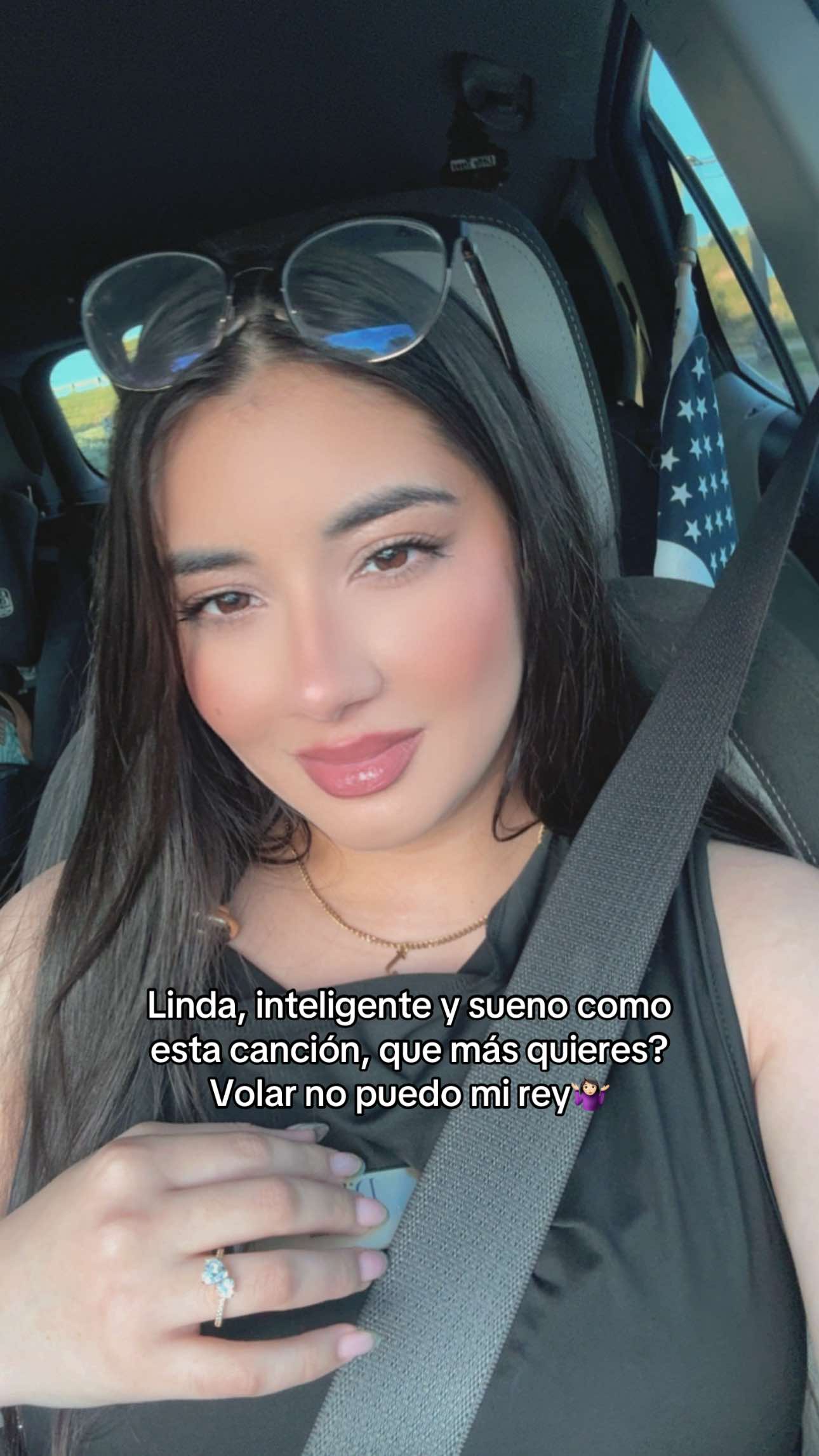 @Julie🦋