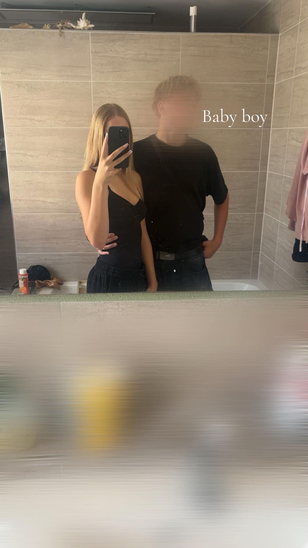 @𝐚𝐢𝐥𝐞𝐞𝐧
