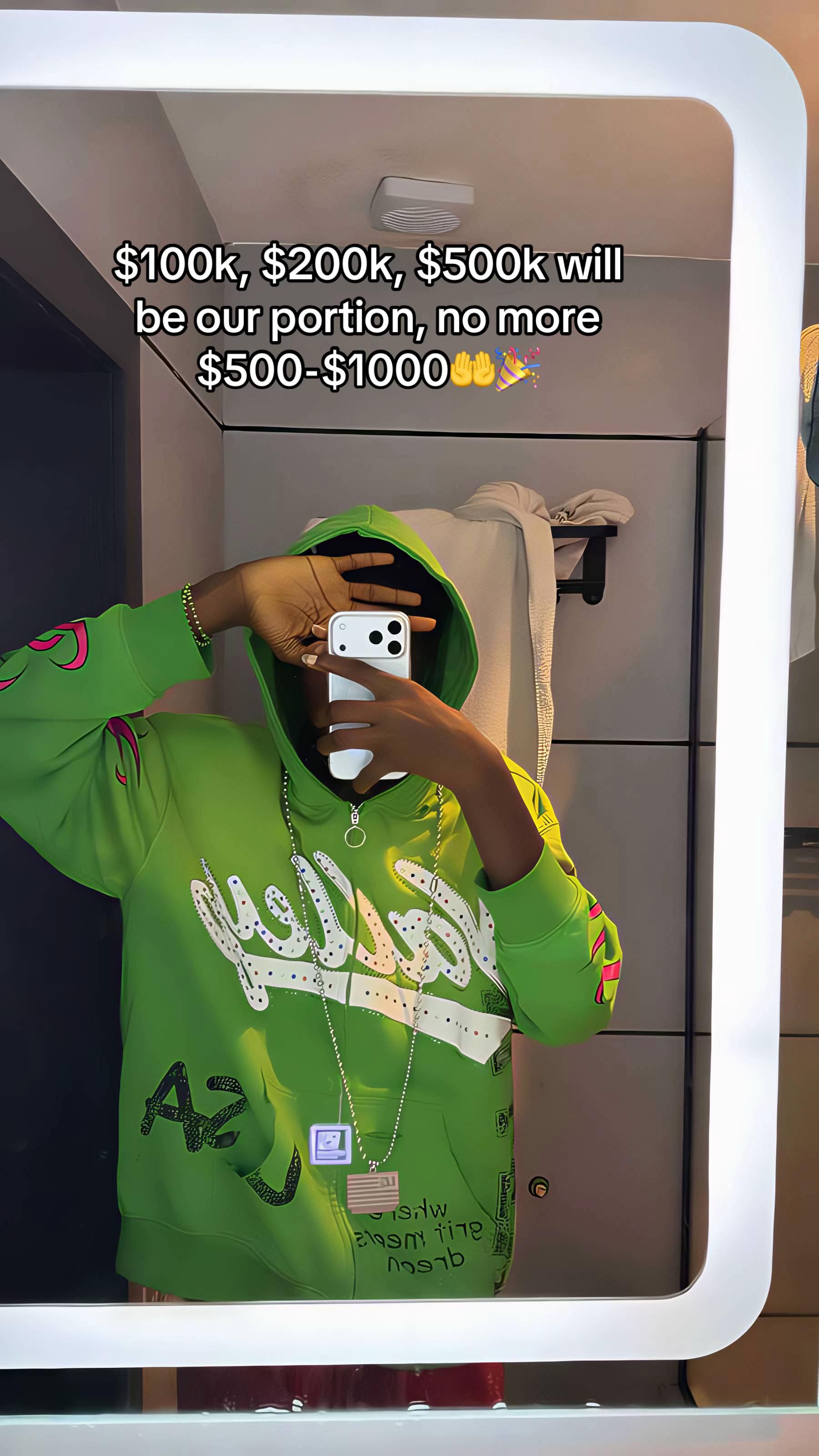 @тσѕнιвα 🛍️gσт 📸ραι∂🚀🙂↔️