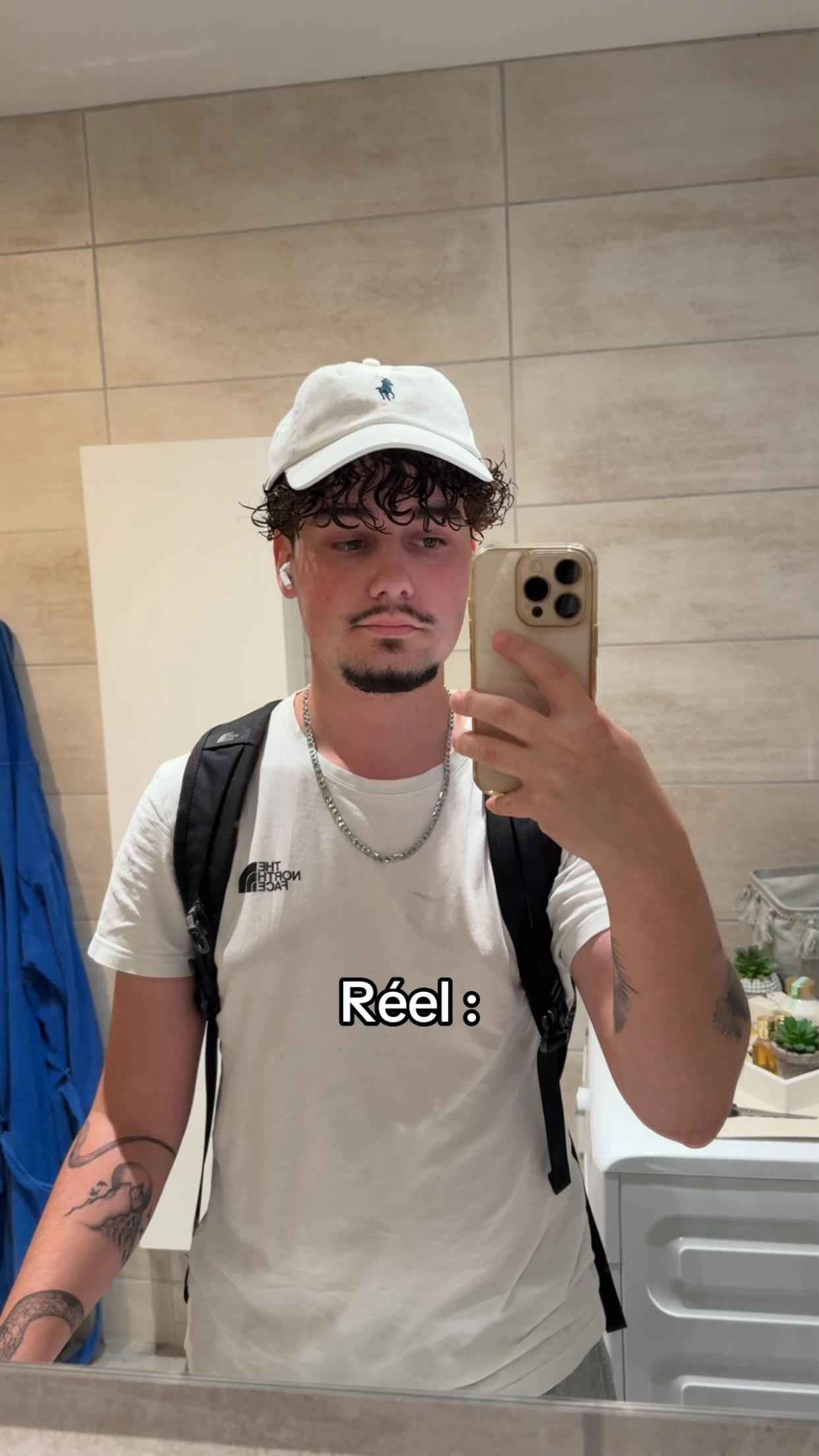 @Julien👻