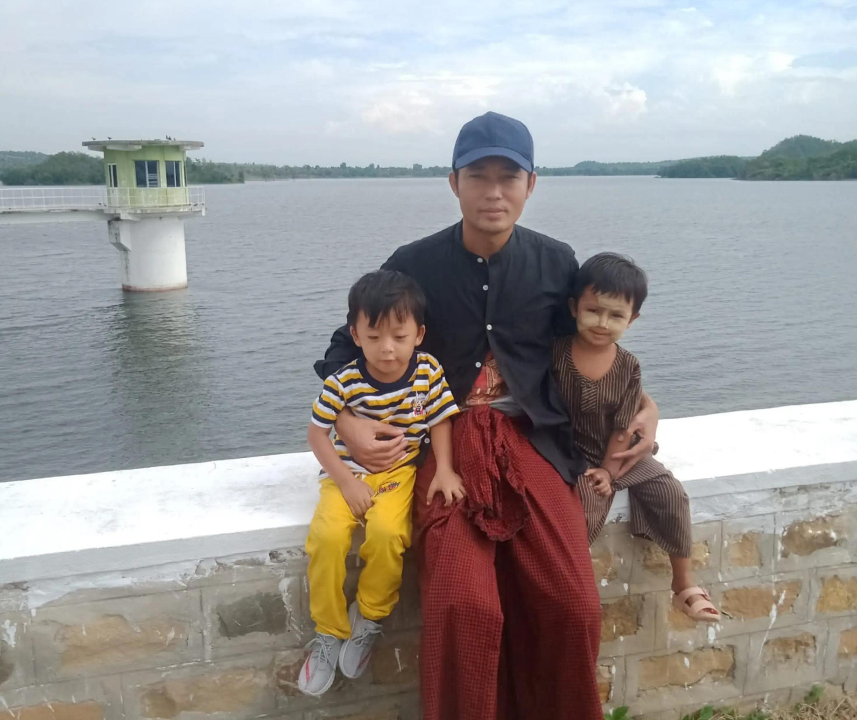 @Nyi Nyi Kaung